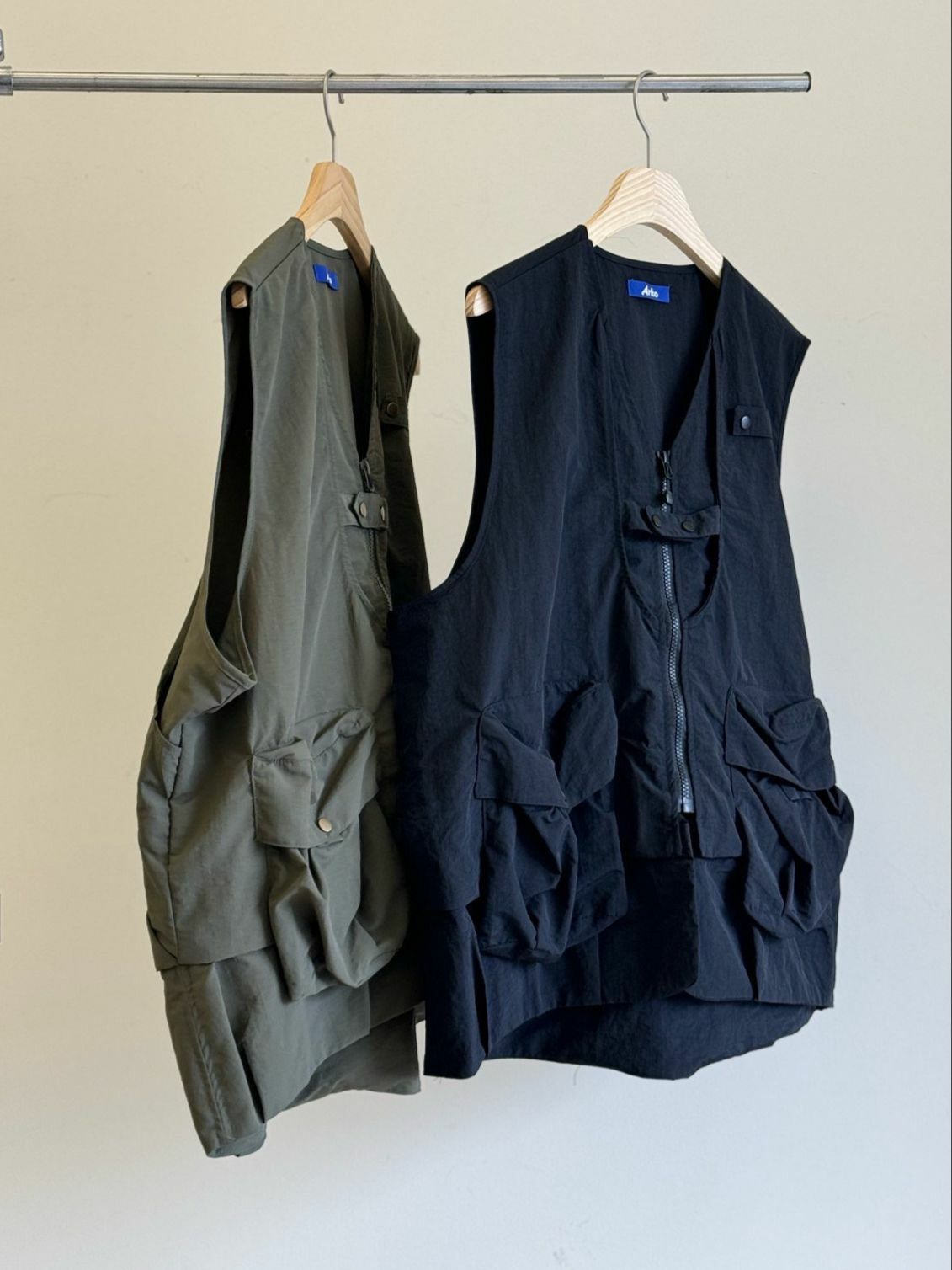 淨色拉鍊背心褸 DDM-047V