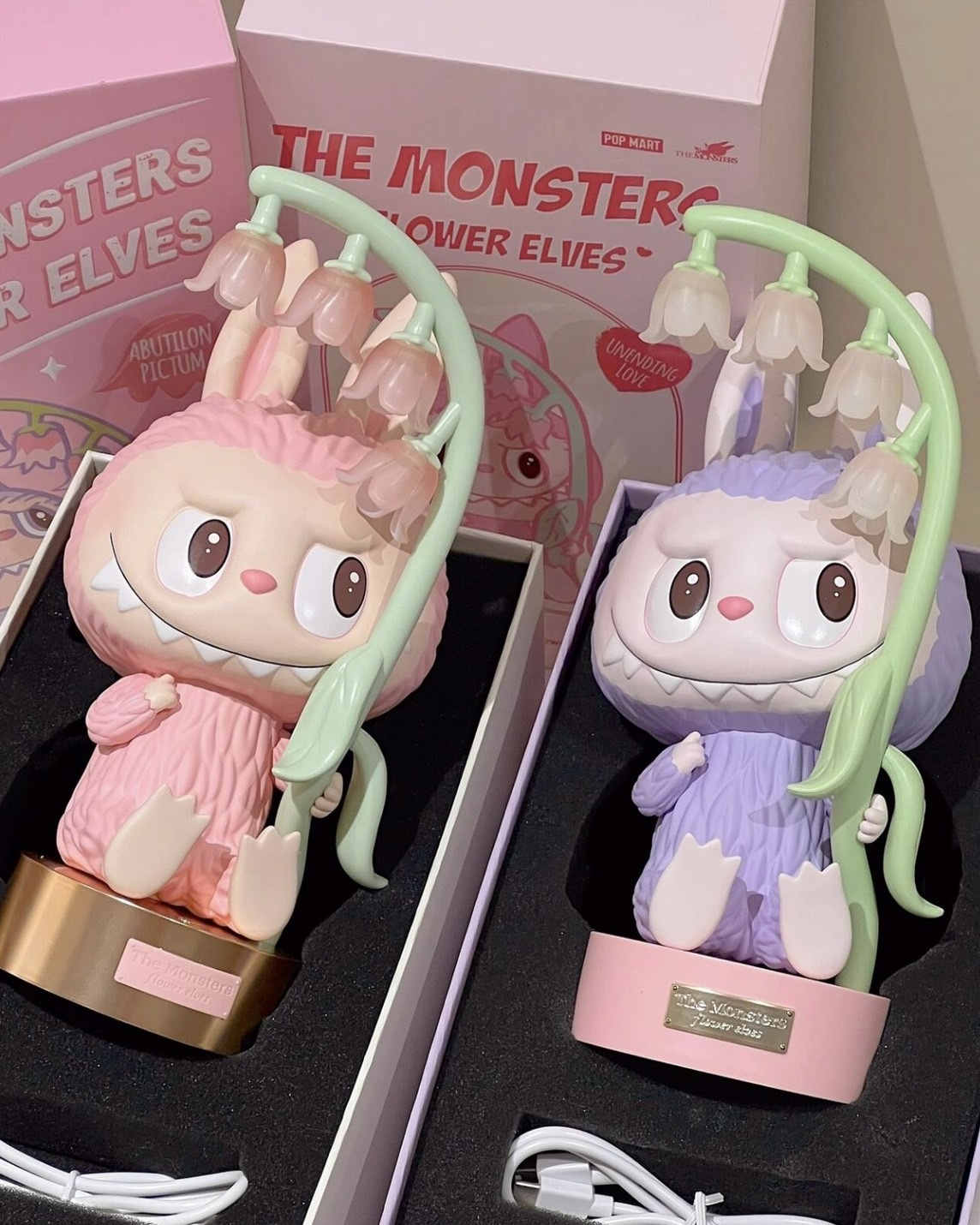 POPMART The Monsters LABUBU 風鈴花小夜燈泡泡瑪特紫色粉色