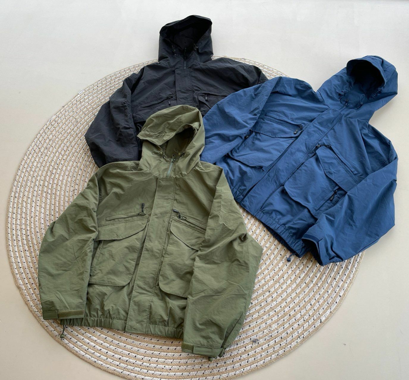 淨色連帽拉鍊外套 DDM-052JK