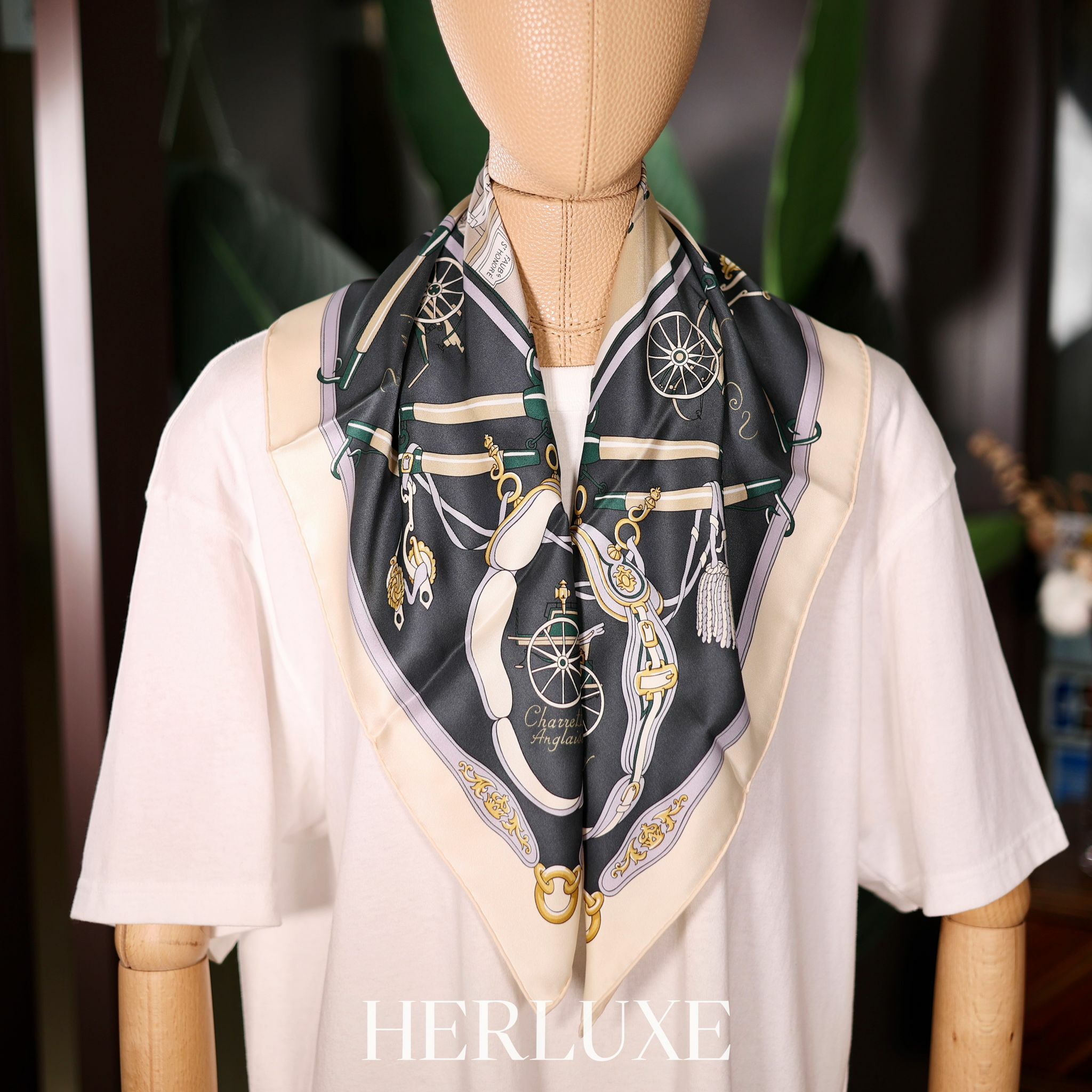 Palobbiers scarf 70 x 70cm creme/ vert anthracite/ vieil or