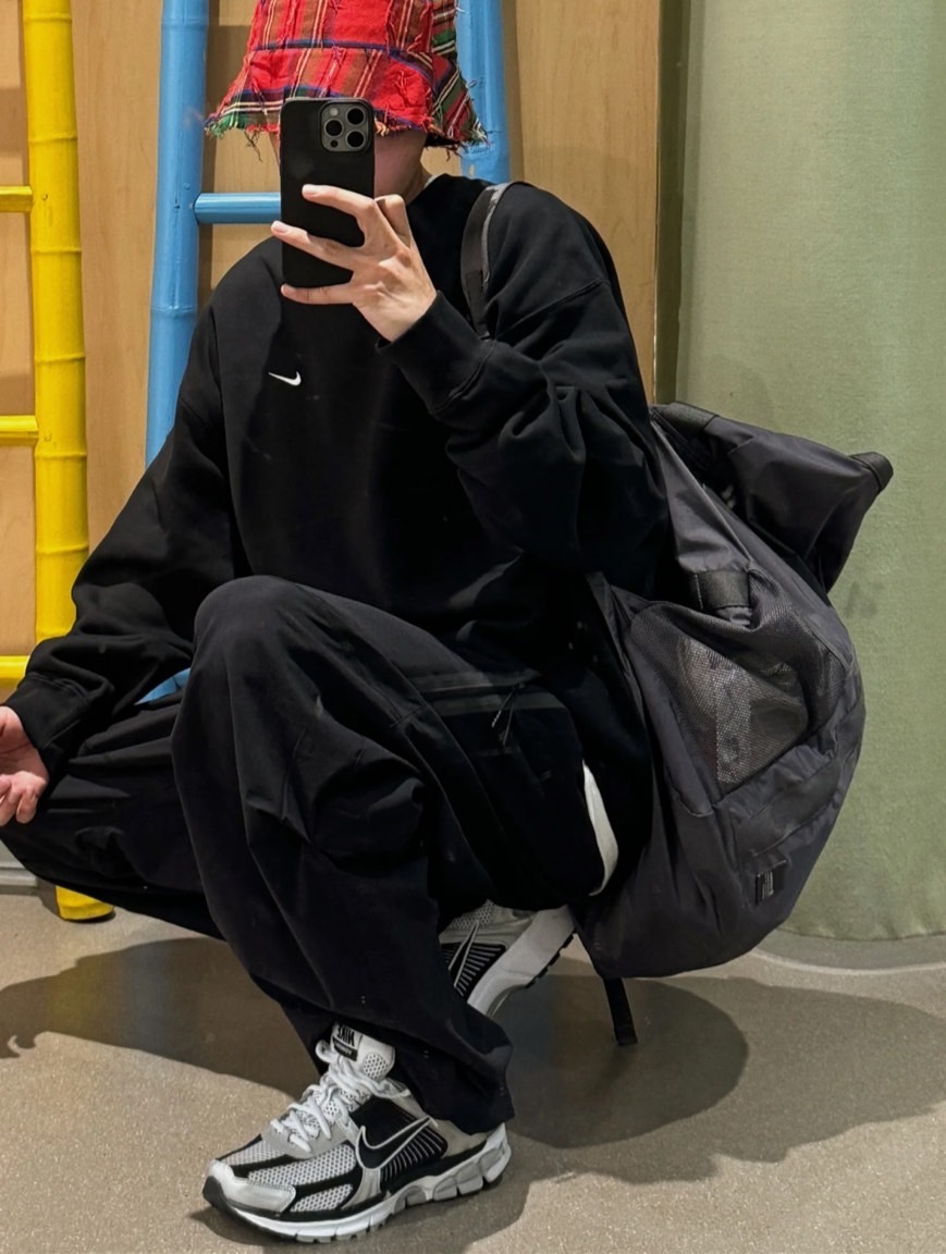 Nike Zoom Vomero 5 "Metallic Silver Black" 金屬銀黑 慢跑鞋 FJ4151004