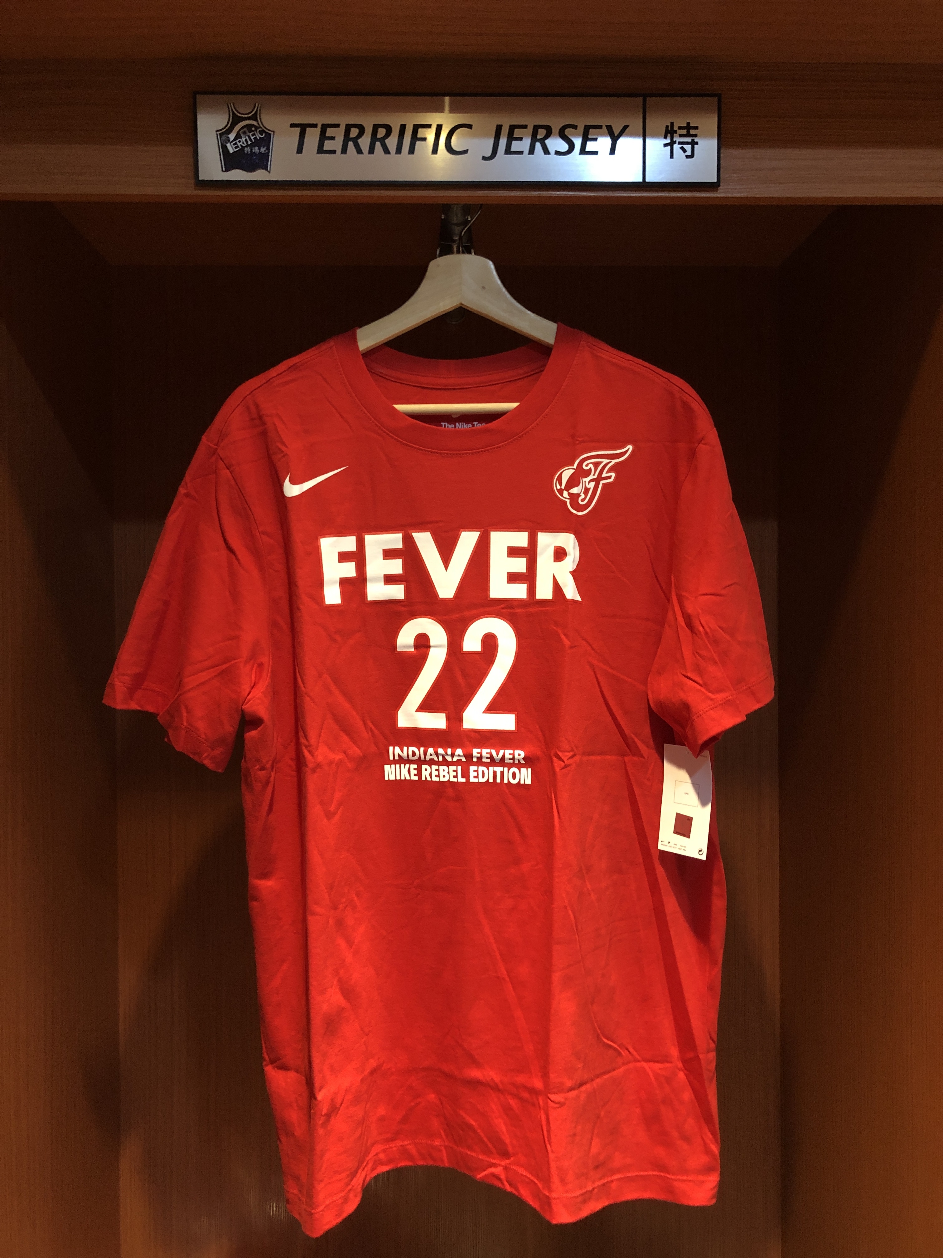 WNBA短袖 Caitlin Clark 印第安納狂熱紅 Nike Player Name Tee 棉質 短袖 全新