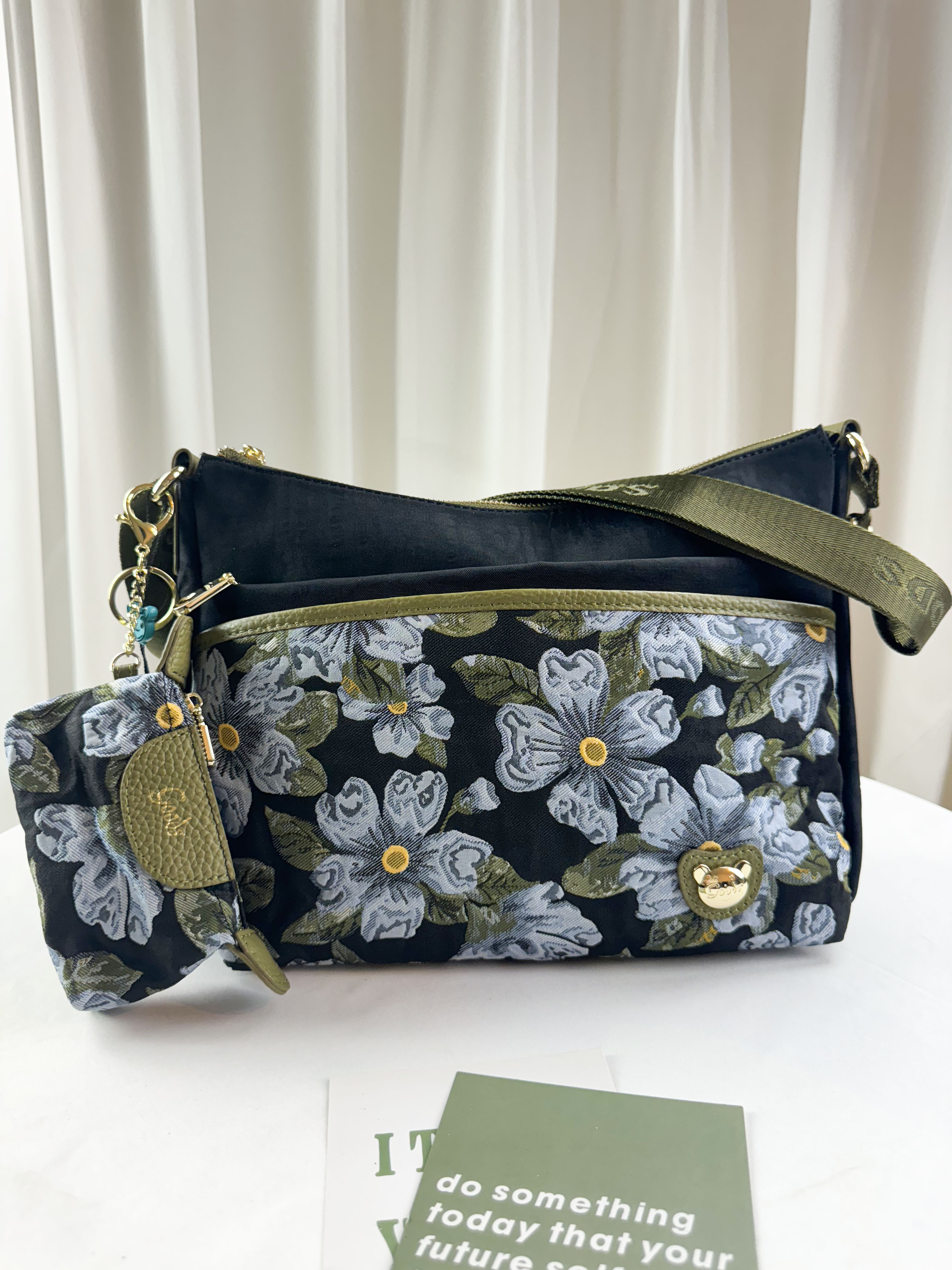 GOODS 提花綠防潑水側背包 附零錢包 #2638