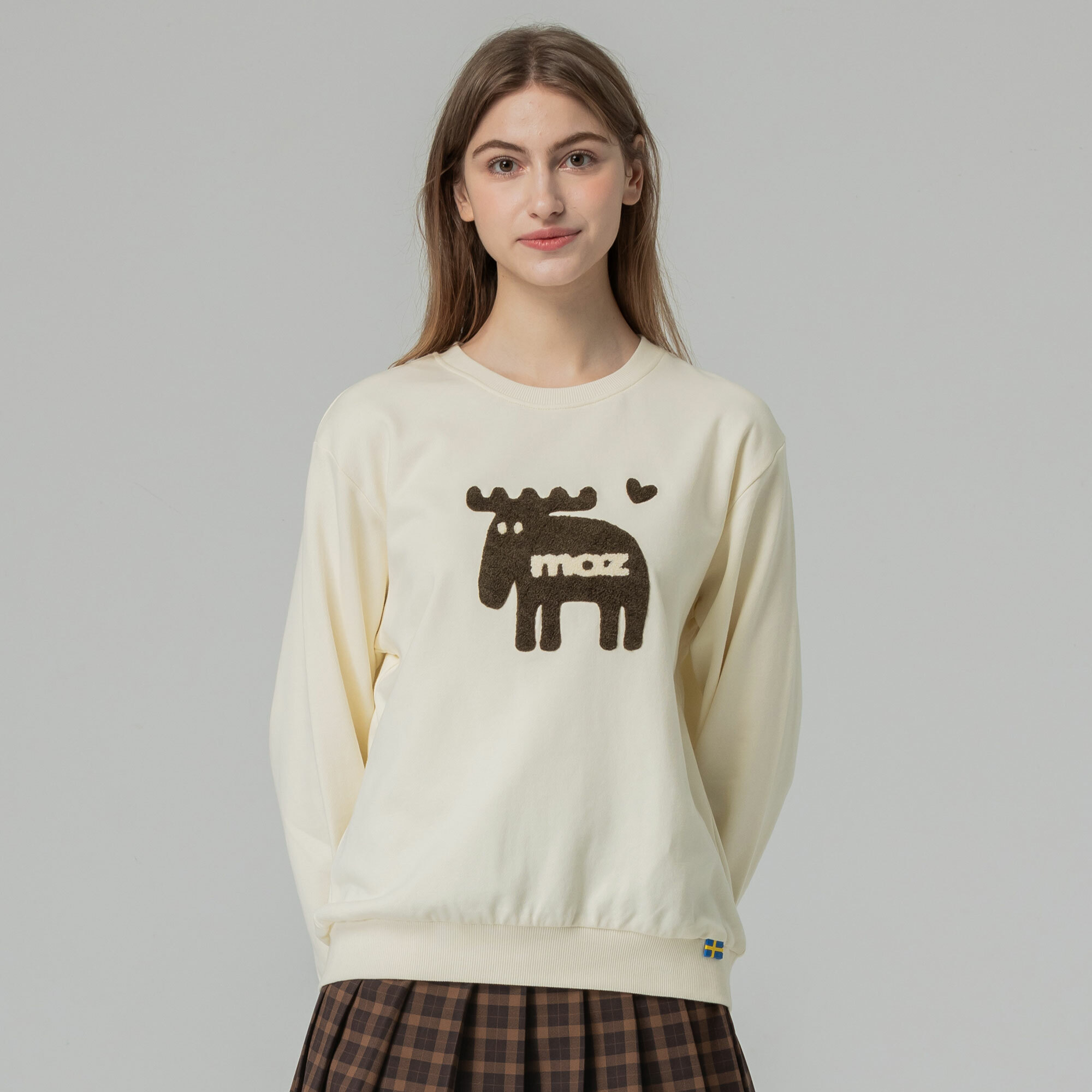 moz Sweden towel embroidered with love moose 100% cotton University T