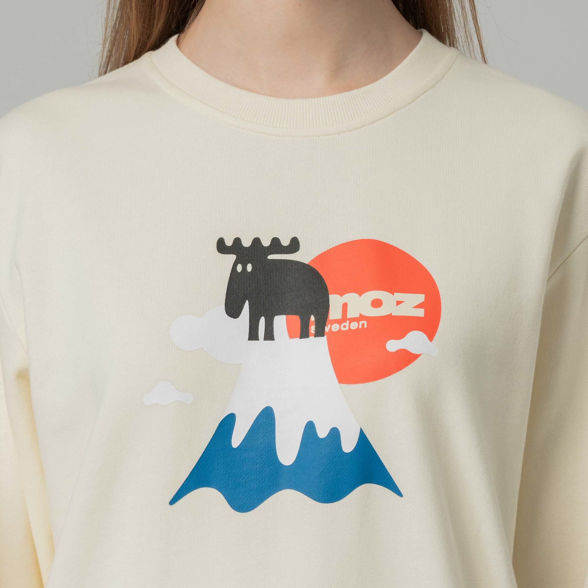 moz Sweden Mount Fuji Moose 100% cotton University T