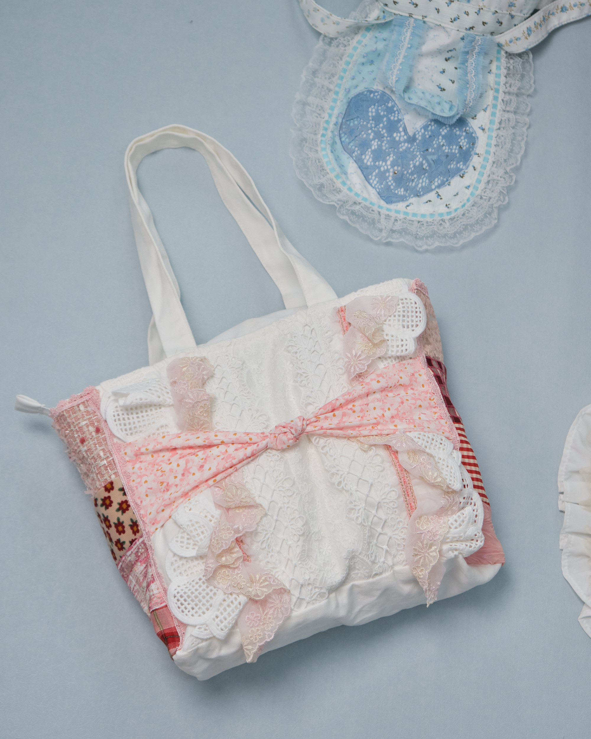 11275 Patchwork Laced Ruffle Canvas Tote bag