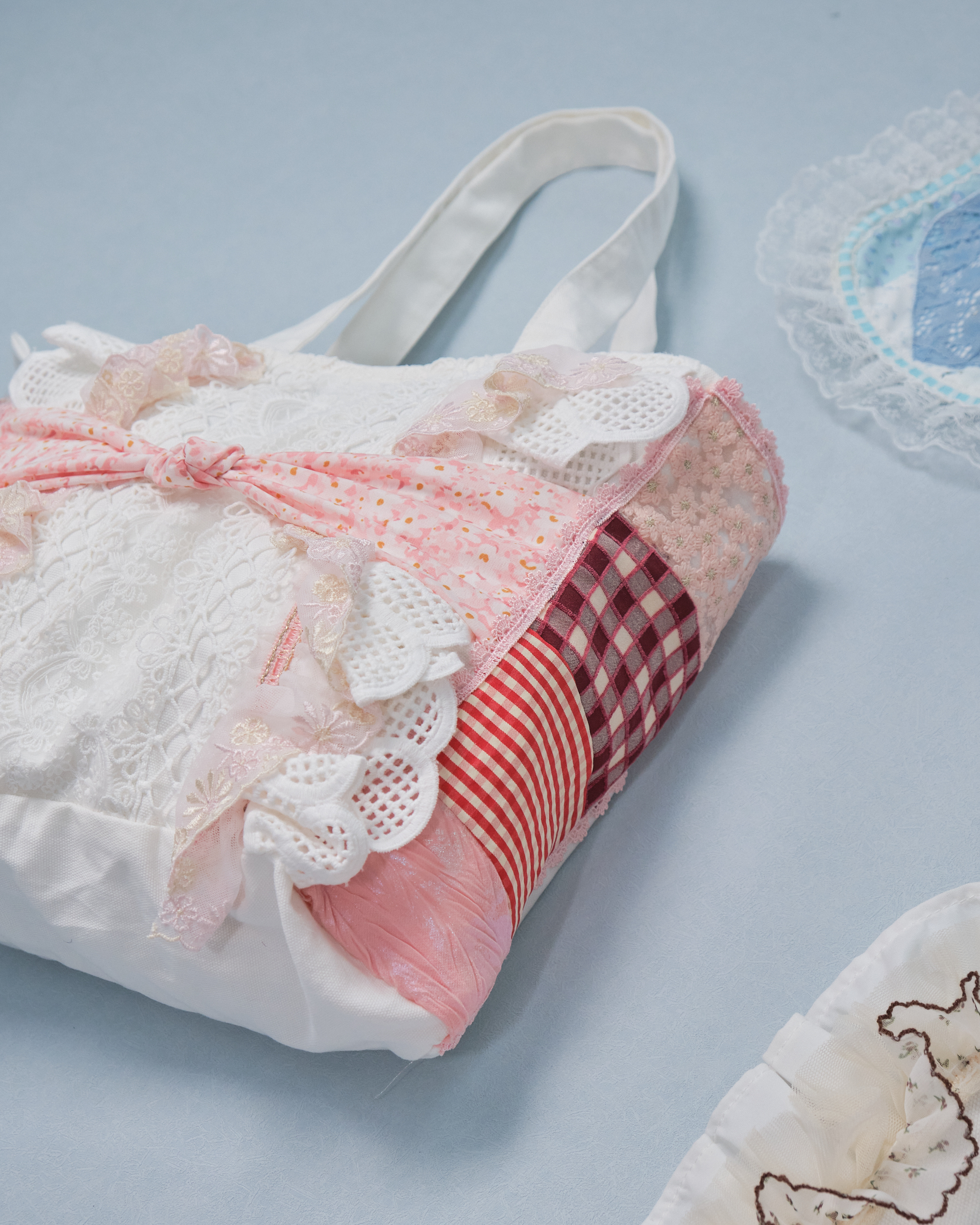 11275 Patchwork Laced Ruffle Canvas Tote bag