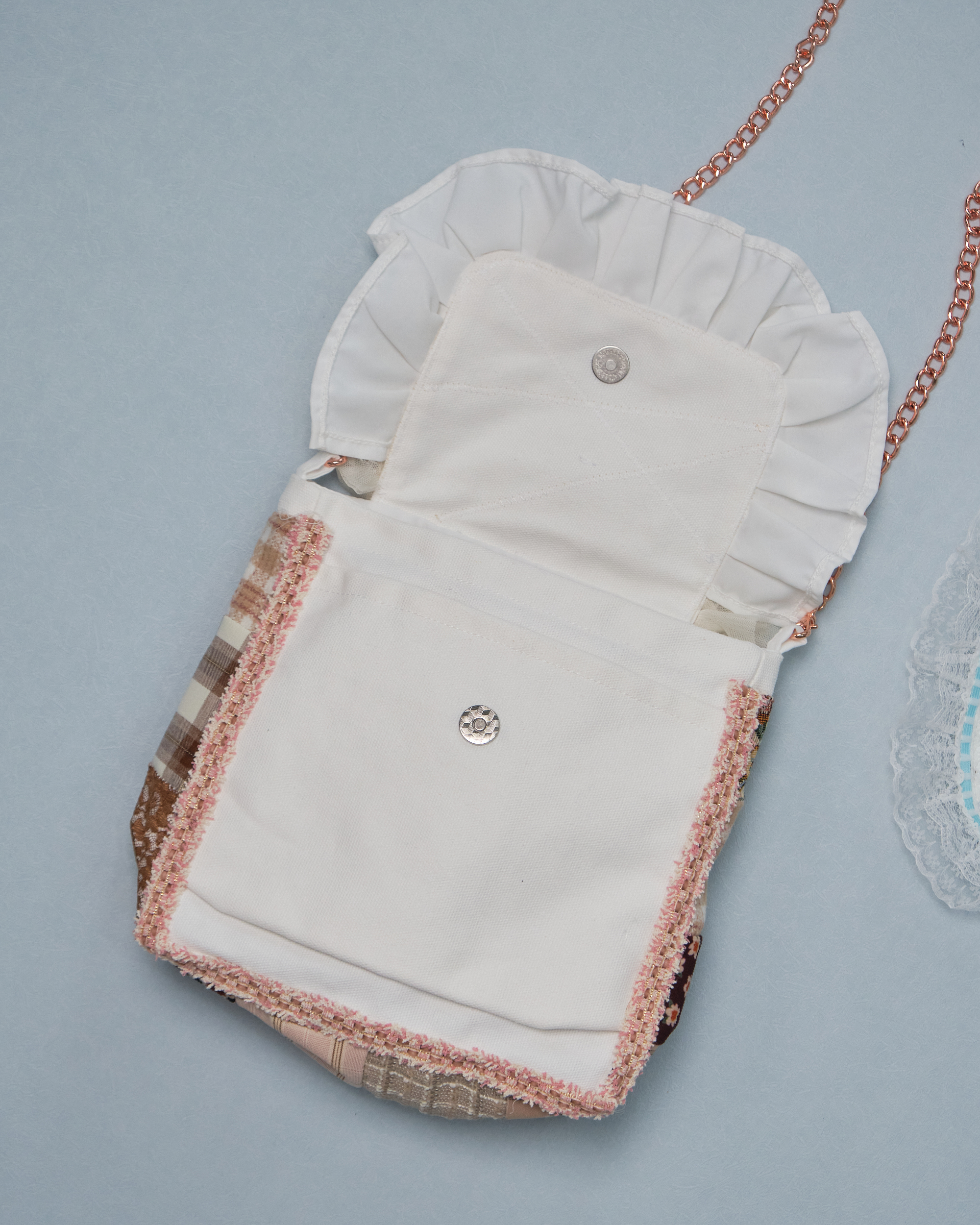 11273 Patchwork Laced Ruffle Canvas Crossbody Bag