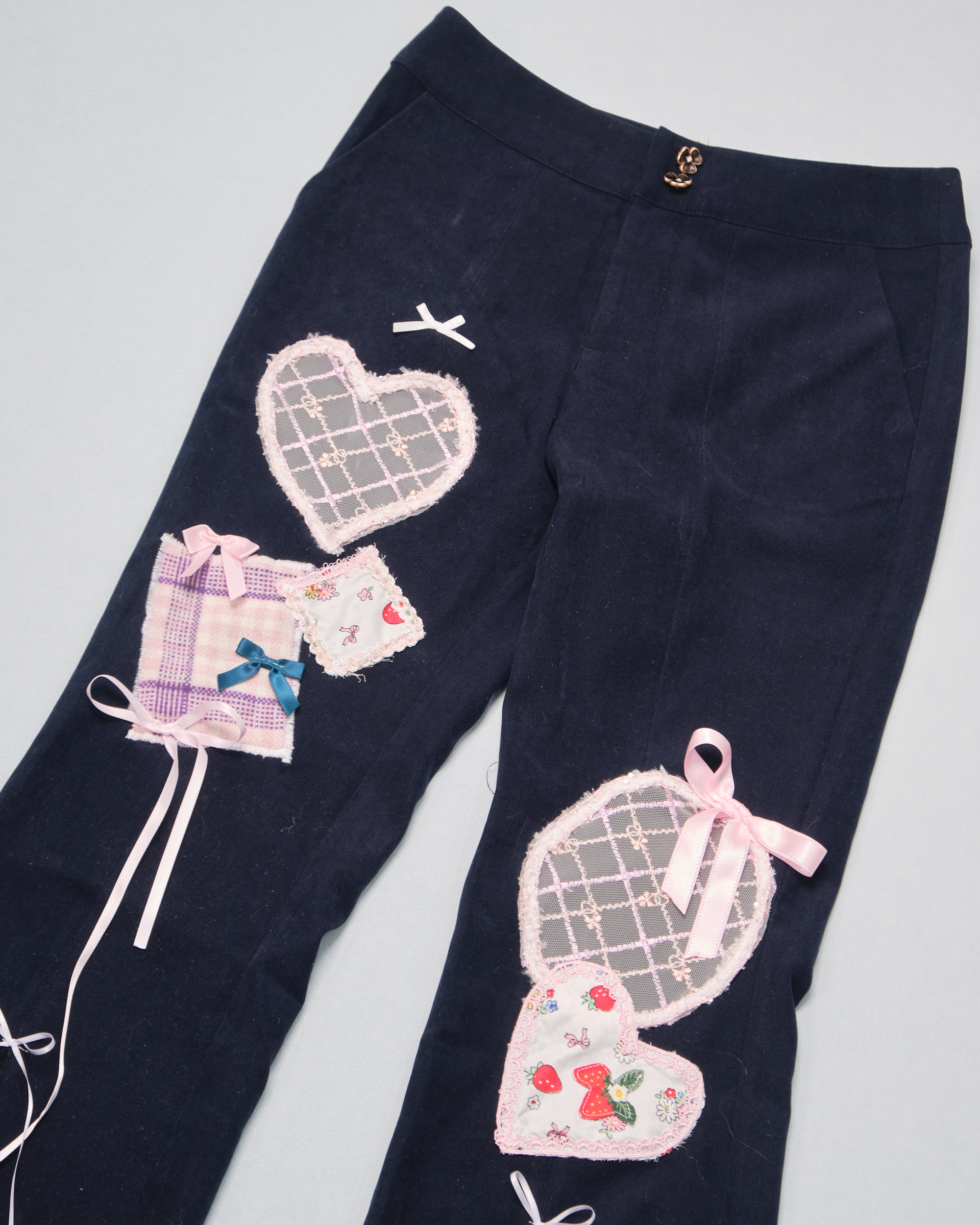 11290 Cut-Out Scrapbook Slit-Hem Trousers