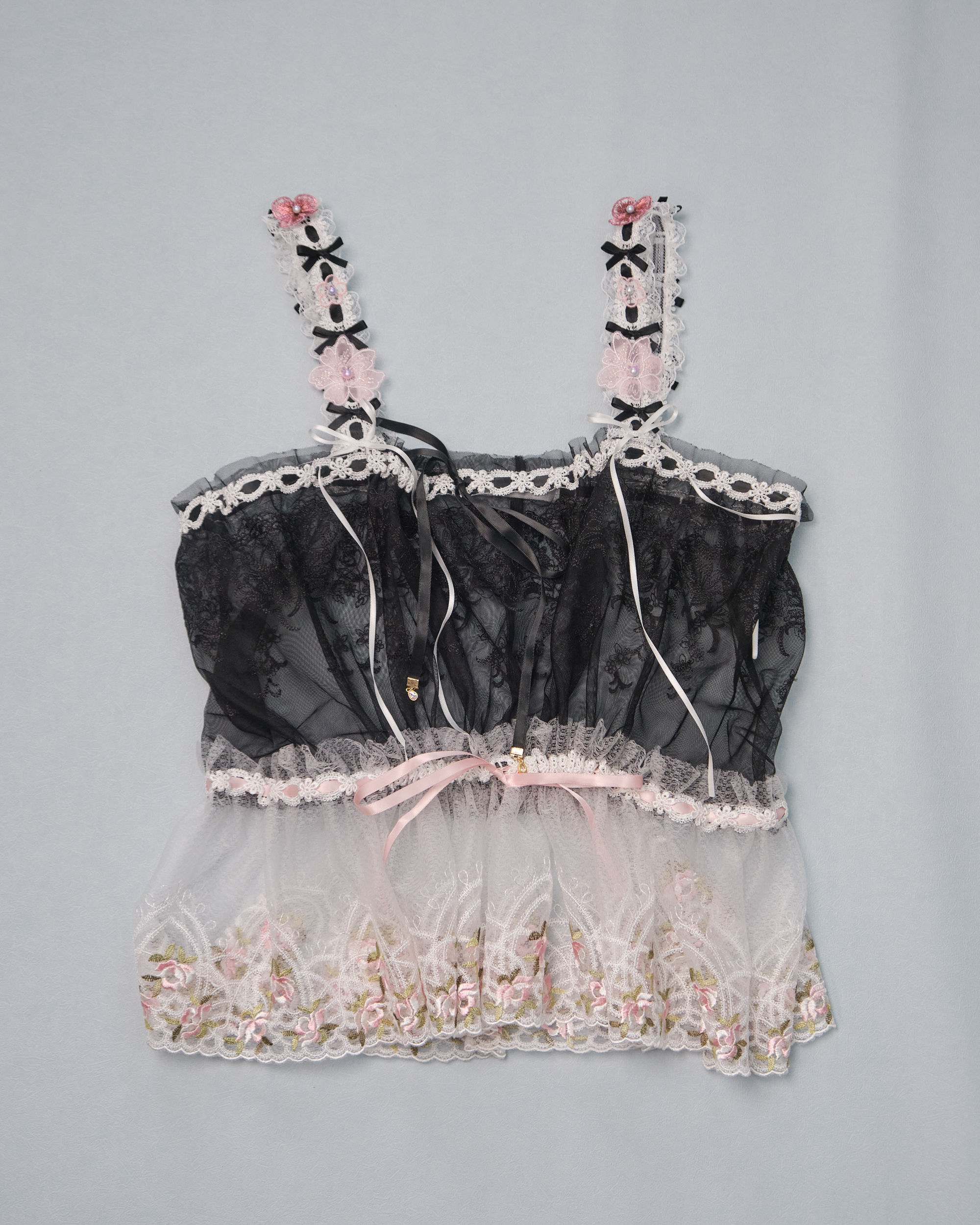 11308 Suitable For All Seasons Classic Laced Top(Lace Flower Shoulder Strap)