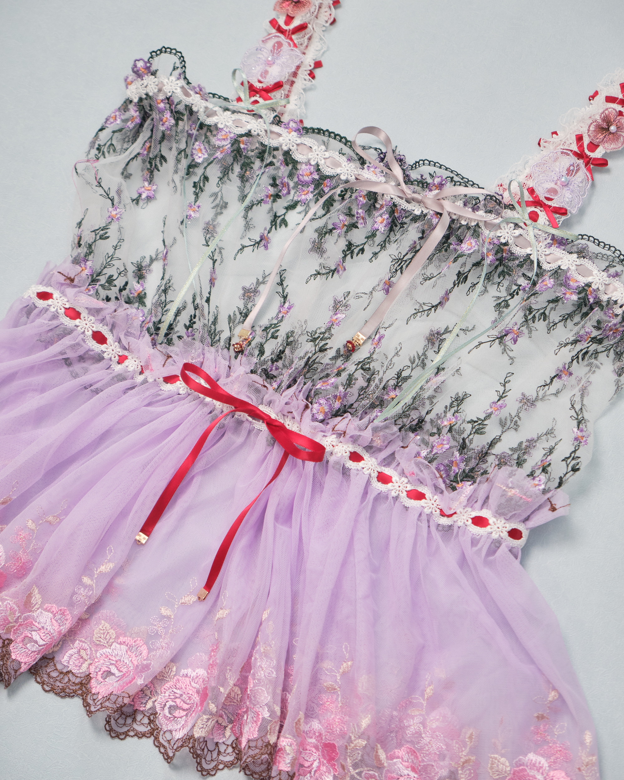 11307 Suitable For All Seasons Classic Laced Top(Lace Flower Shoulder Strap)