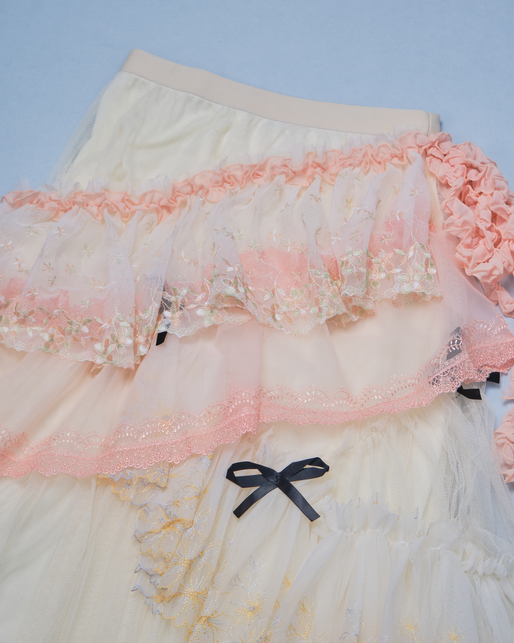 11322 Elegant Layered Elastic Waist Long Skirt