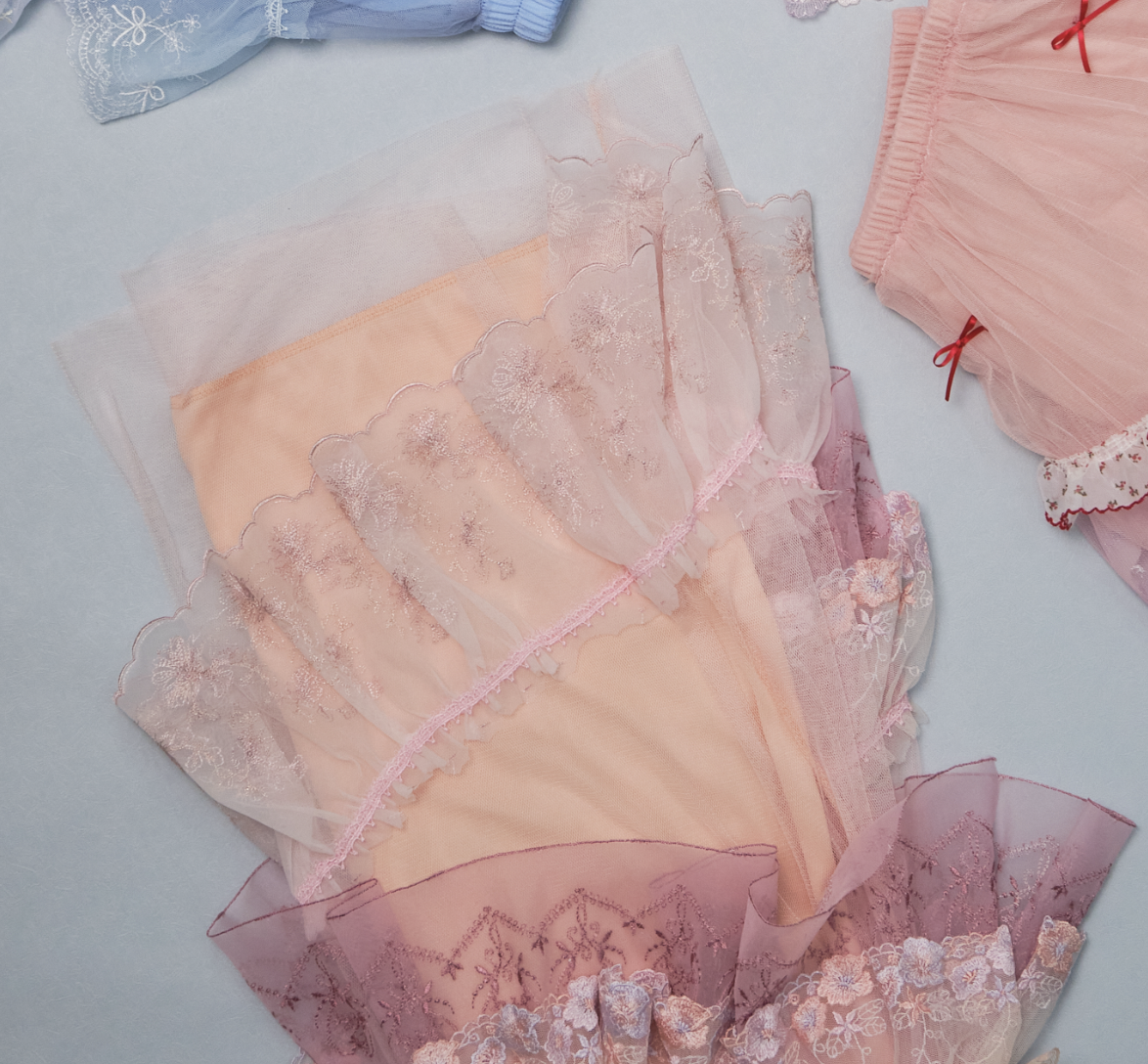 11343 Elegant Layered Elastic Waist Long Skirt