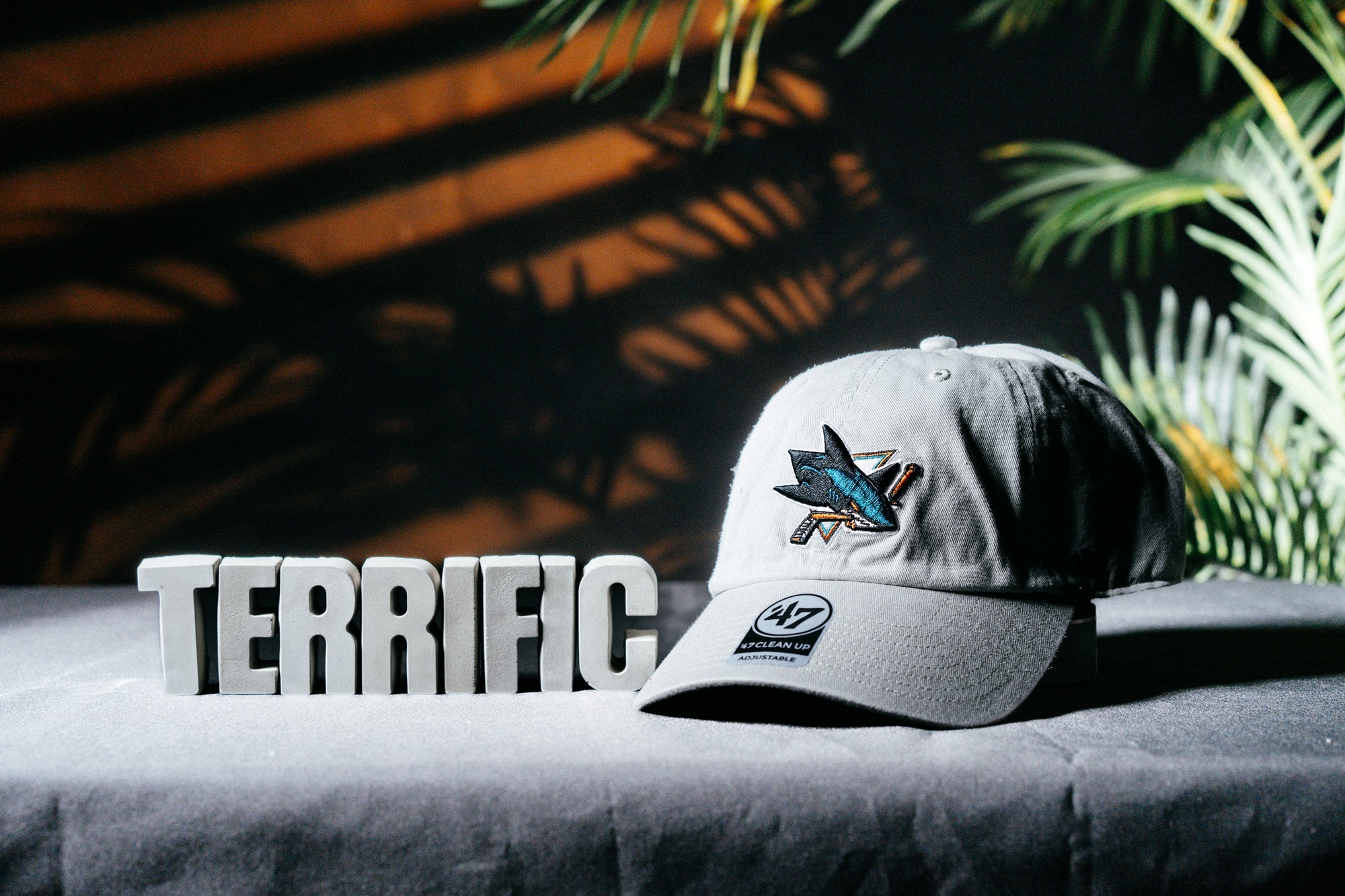 NFL帽子  San Jose Sharks 聖荷西鯊魚 隊徽灰 老帽 '47 可調式 全新