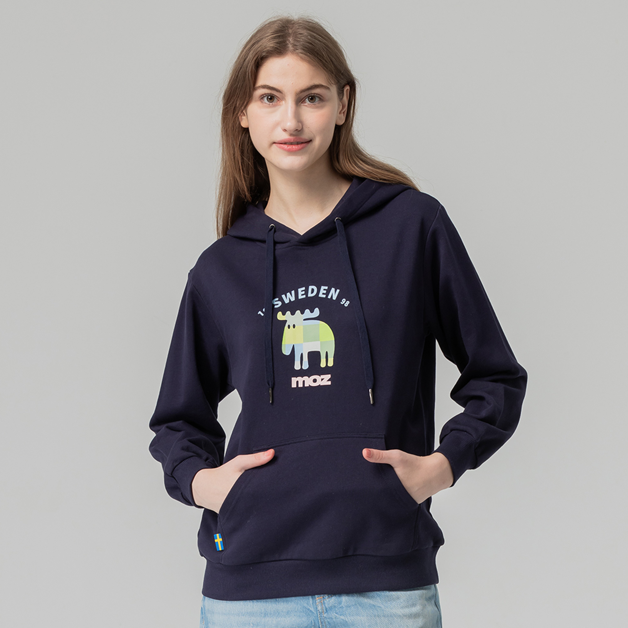 moz瑞典 環形格紋駝鹿 100%純棉 帽T-深藍(亞洲版) 女款