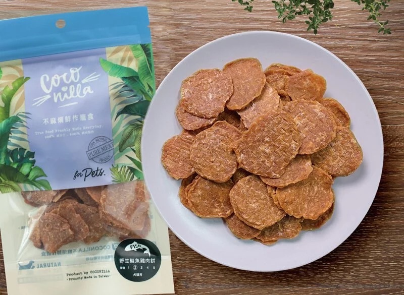 《 Coconilla 》寵物手工零食【野生鮭魚雞肉餅】