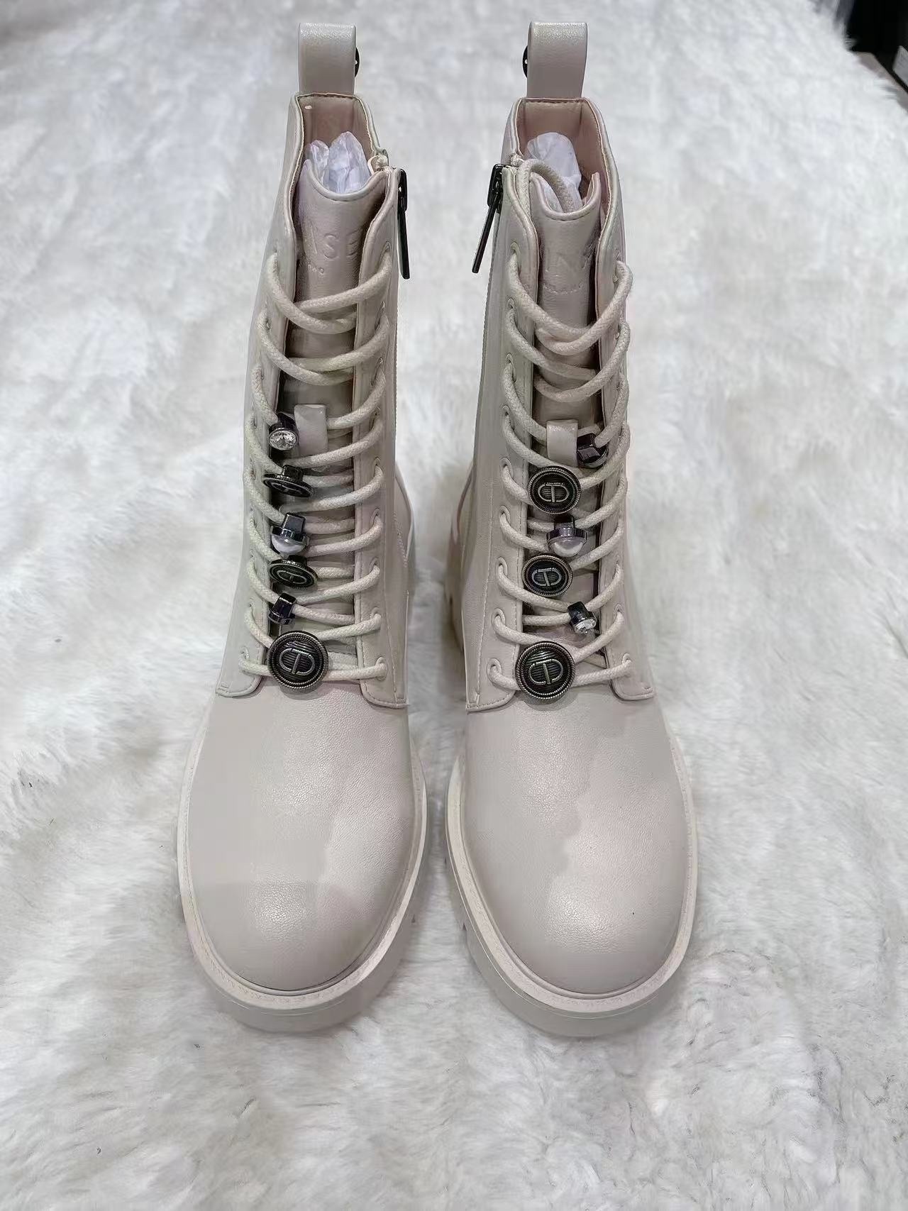 Twinset 新款白色靴 -T