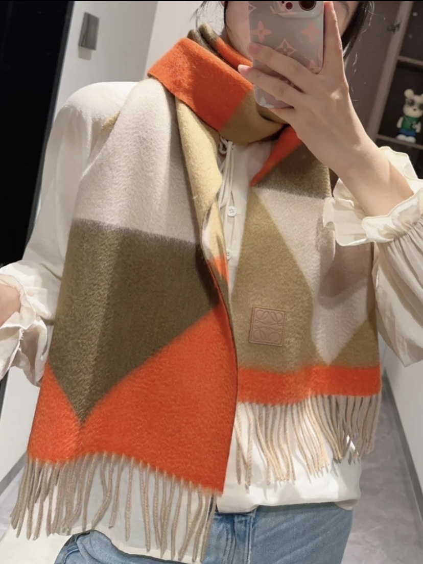 LOEWE 羊絨駝色/橙色圍巾頸巾