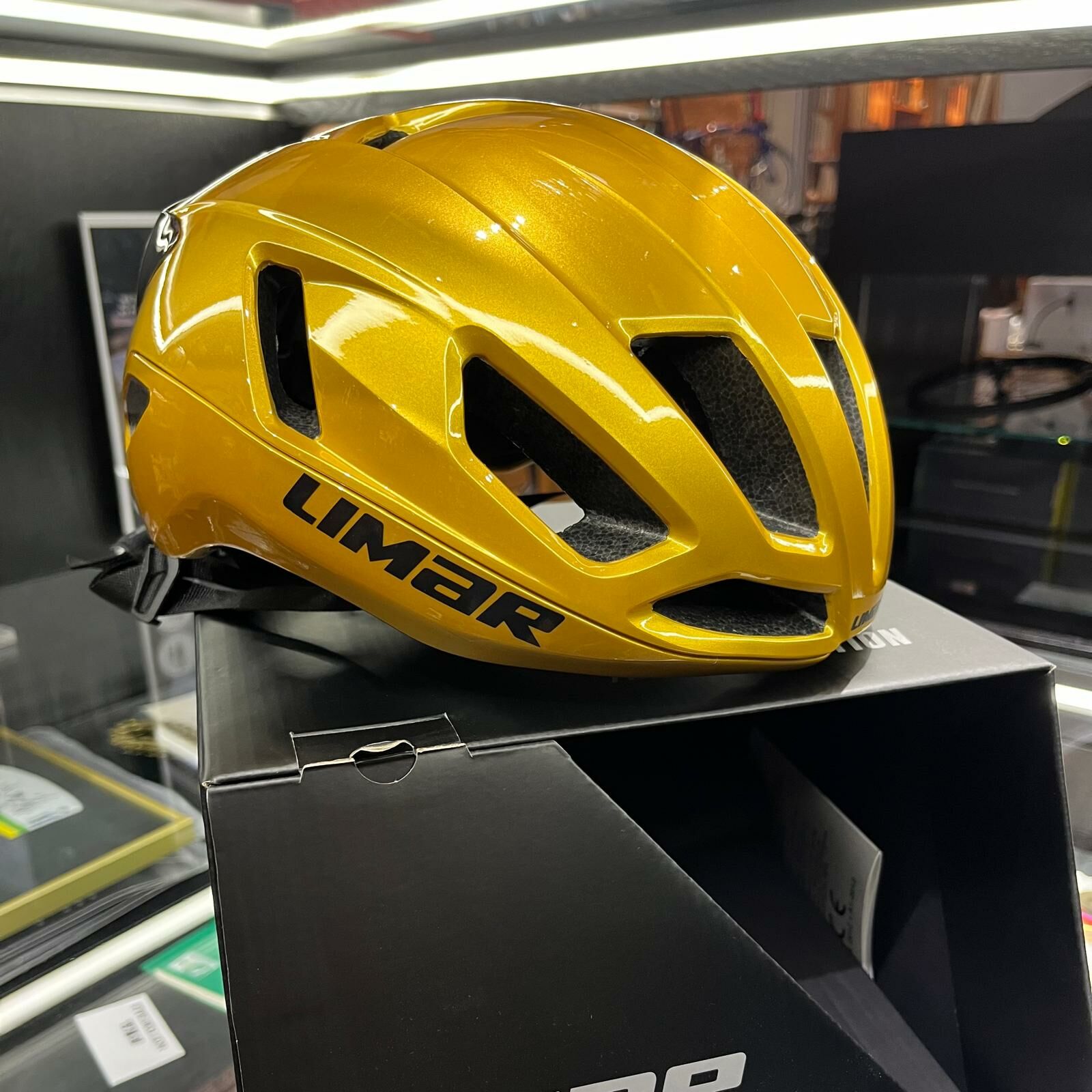 Limar Air Atlas 公路頭盔 - 金色限量版