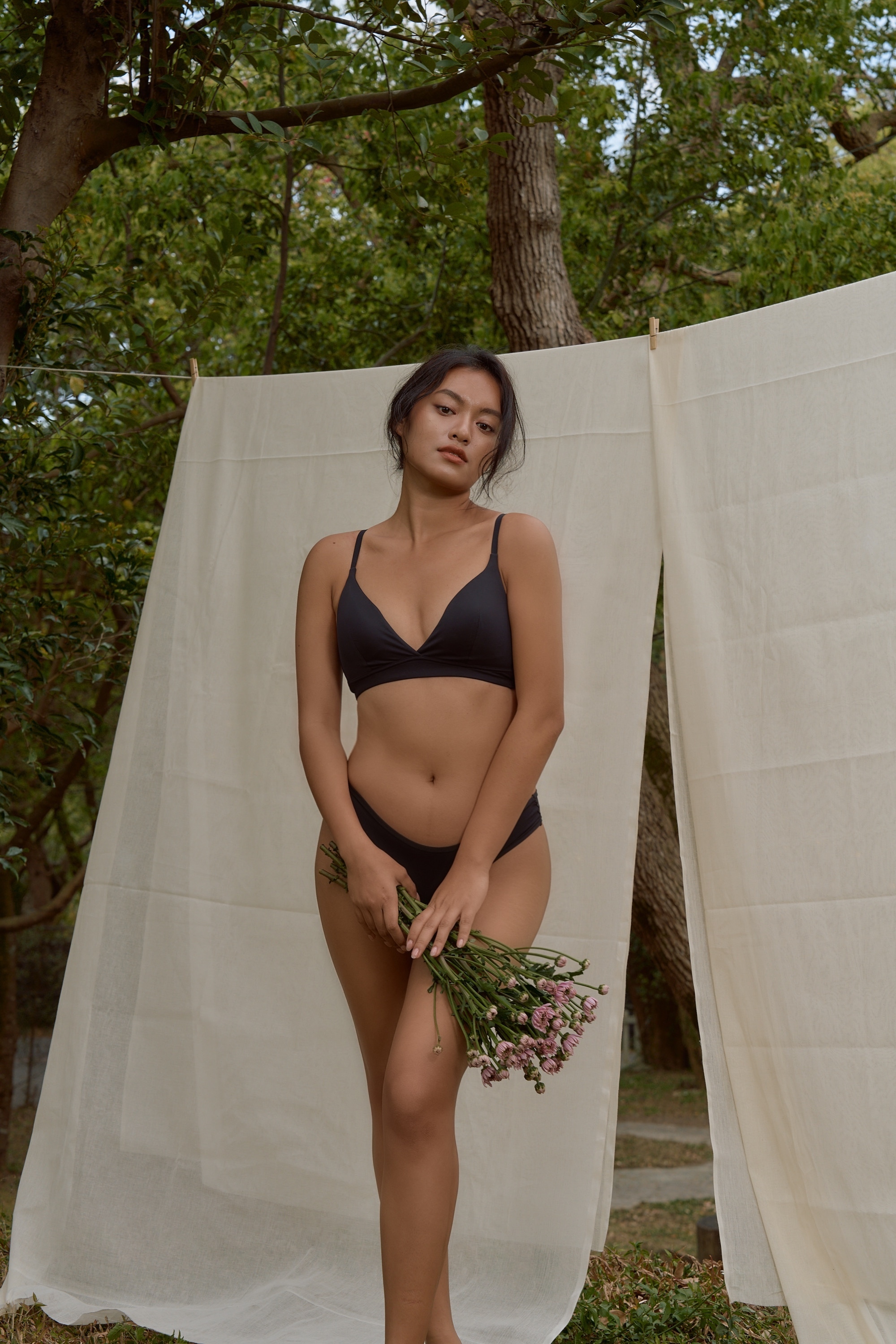 Air smoothies親密保鑣/Meufs訂製柔滑無鋼圈V型抗菌內衣套組〔黑色〕