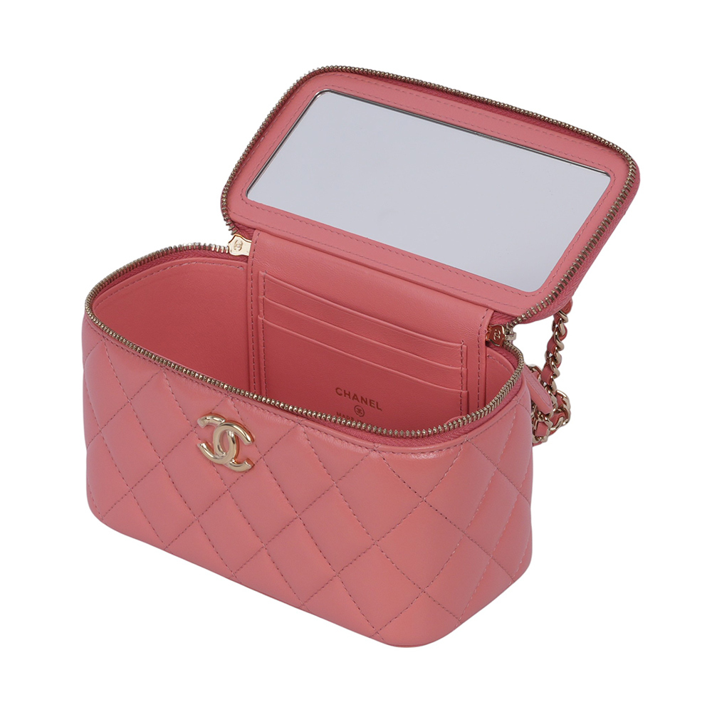 【CHANEL】金色CC Logo 小羊皮手提/斜背二用化妝包(粉色)CH19000083