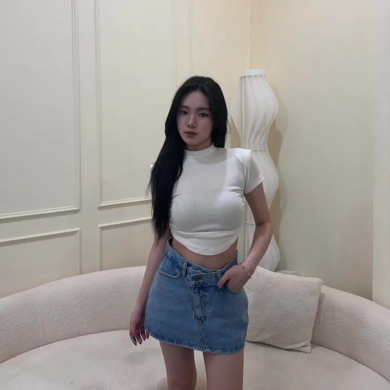 辣妹牛仔短裙YYDS