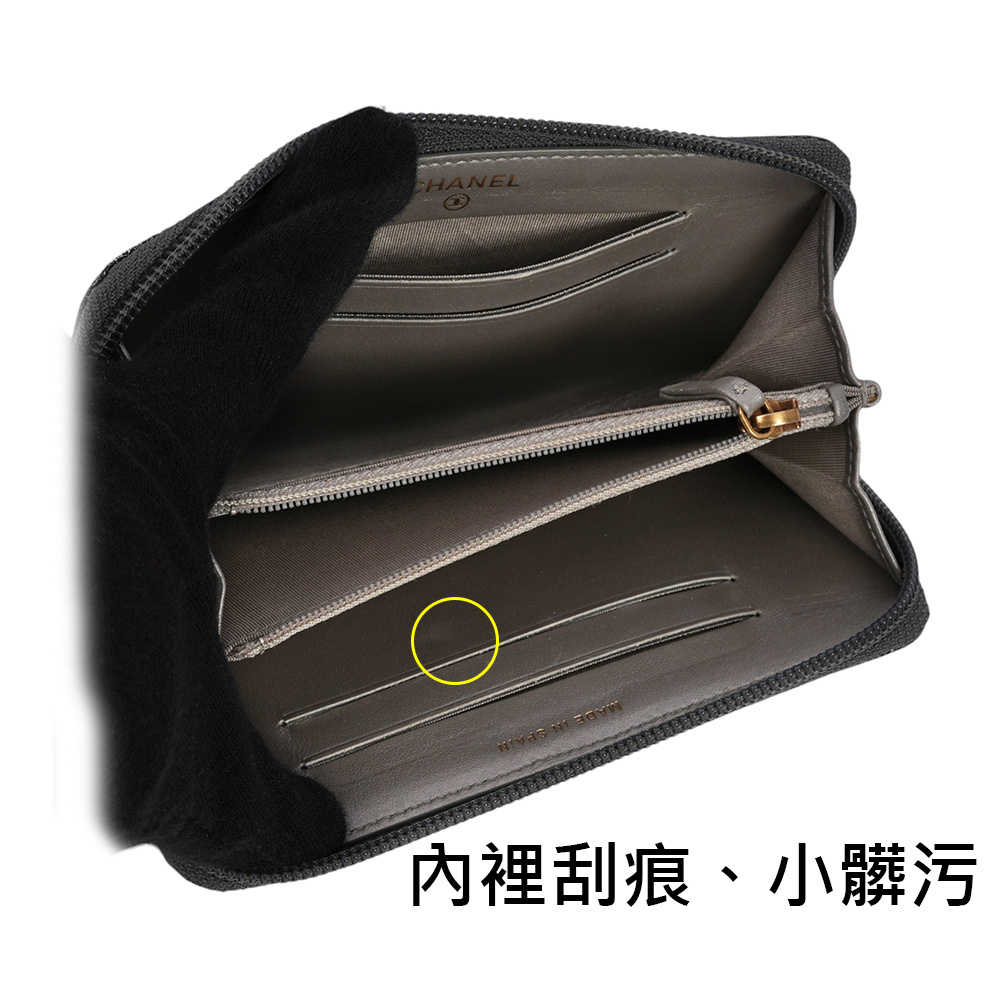 【CHANEL】Boy Chanel 金釦仿舊羊皮ㄇ形拉鍊中夾(銀色)CH22000032