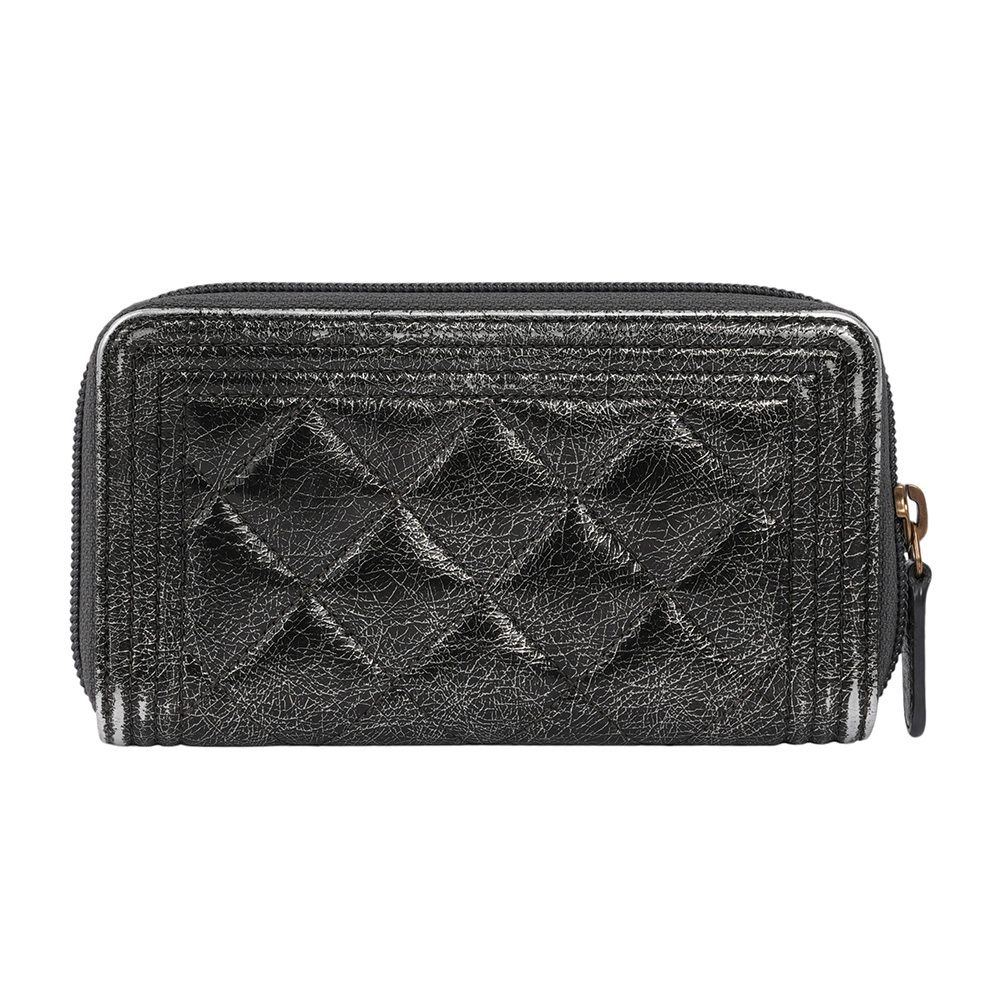 【CHANEL】Boy Chanel 金釦仿舊羊皮ㄇ形拉鍊中夾(銀色)CH22000032