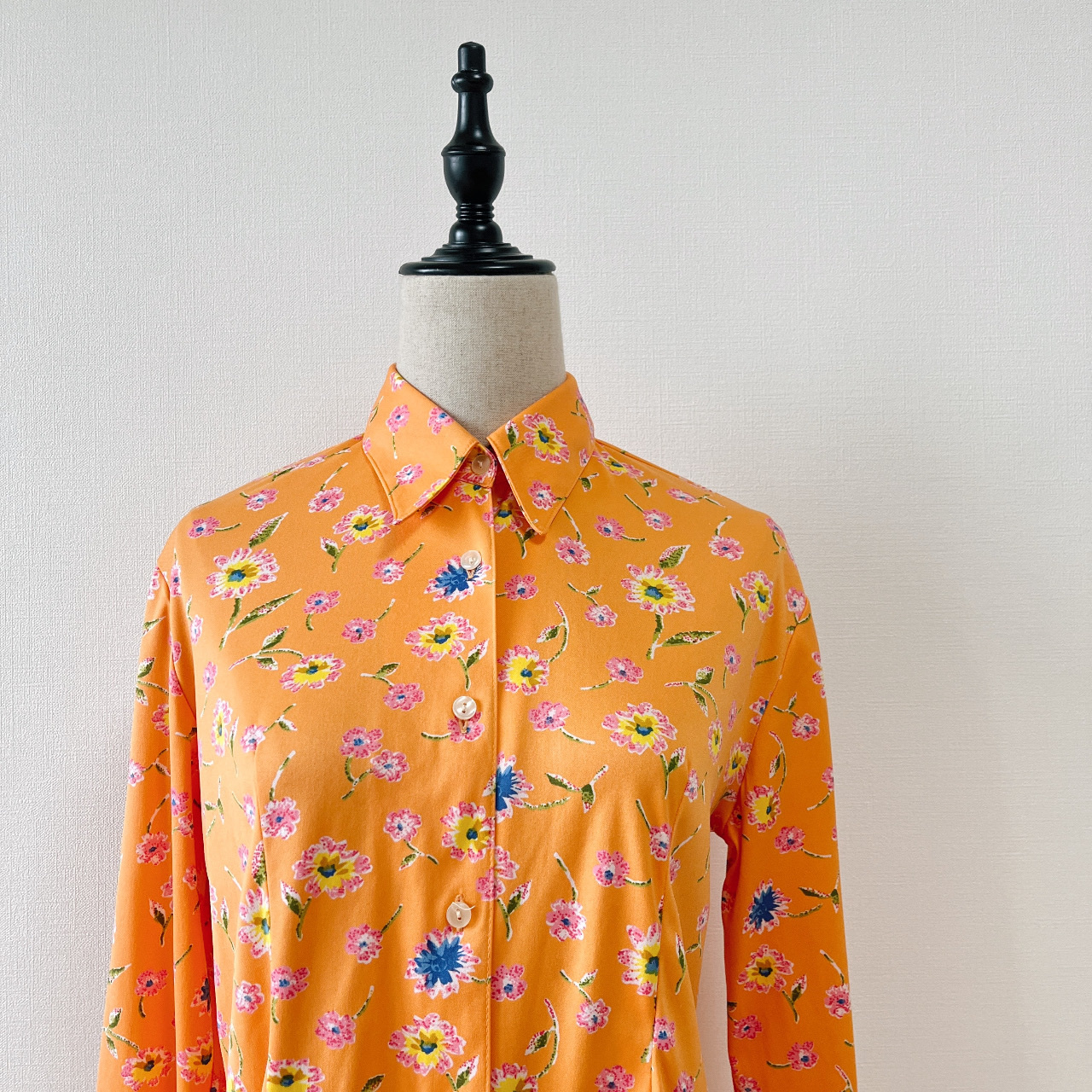 活力橙碎花古着上衣