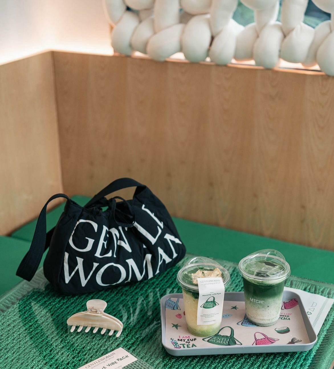 Gentle Woman Dumpling Bag(Black Truffle)