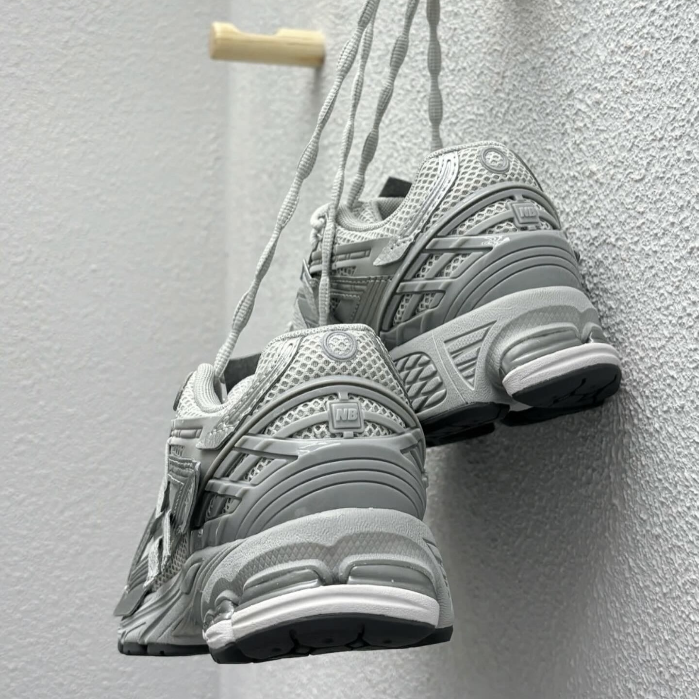 <驚爆下殺💥!!>New Balance 1906 AG NB  解構 未裁剪 機能風 科技銀灰