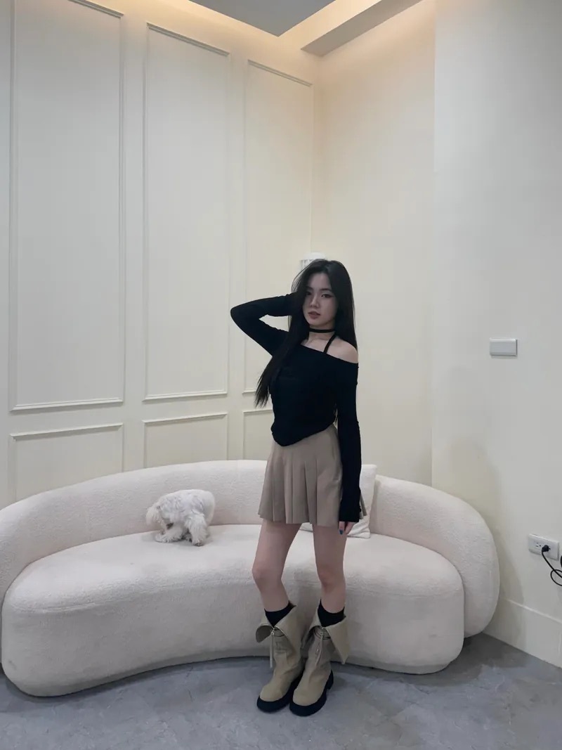 美式高腰百褶裙（後鬆緊）