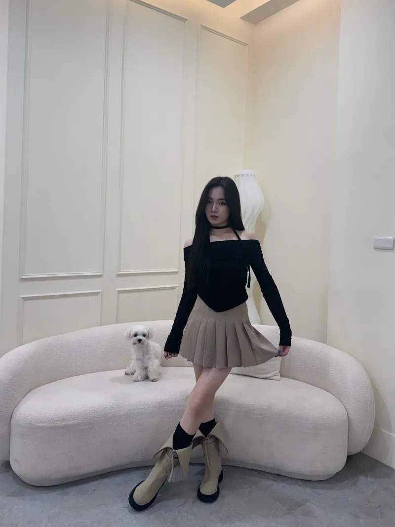 美式高腰百褶裙（後鬆緊）