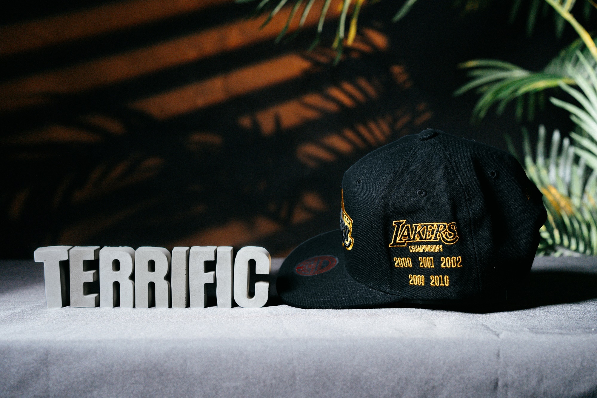 NBA帽子 Los Angeles Lakers 洛杉磯湖人 Kobe Bryant 824 年份版 五冠黑 棒球帽 M&N 可調式 全新