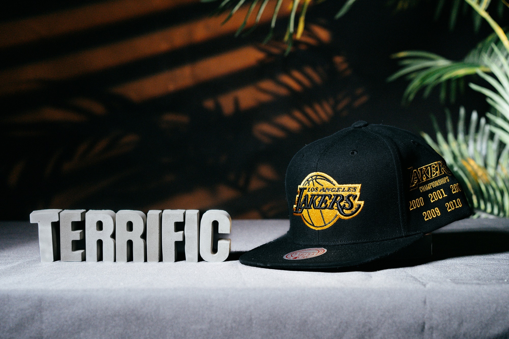 NBA帽子 Los Angeles Lakers 洛杉磯湖人 Kobe Bryant 824 年份版 五冠黑 棒球帽 M&N 可調式 全新