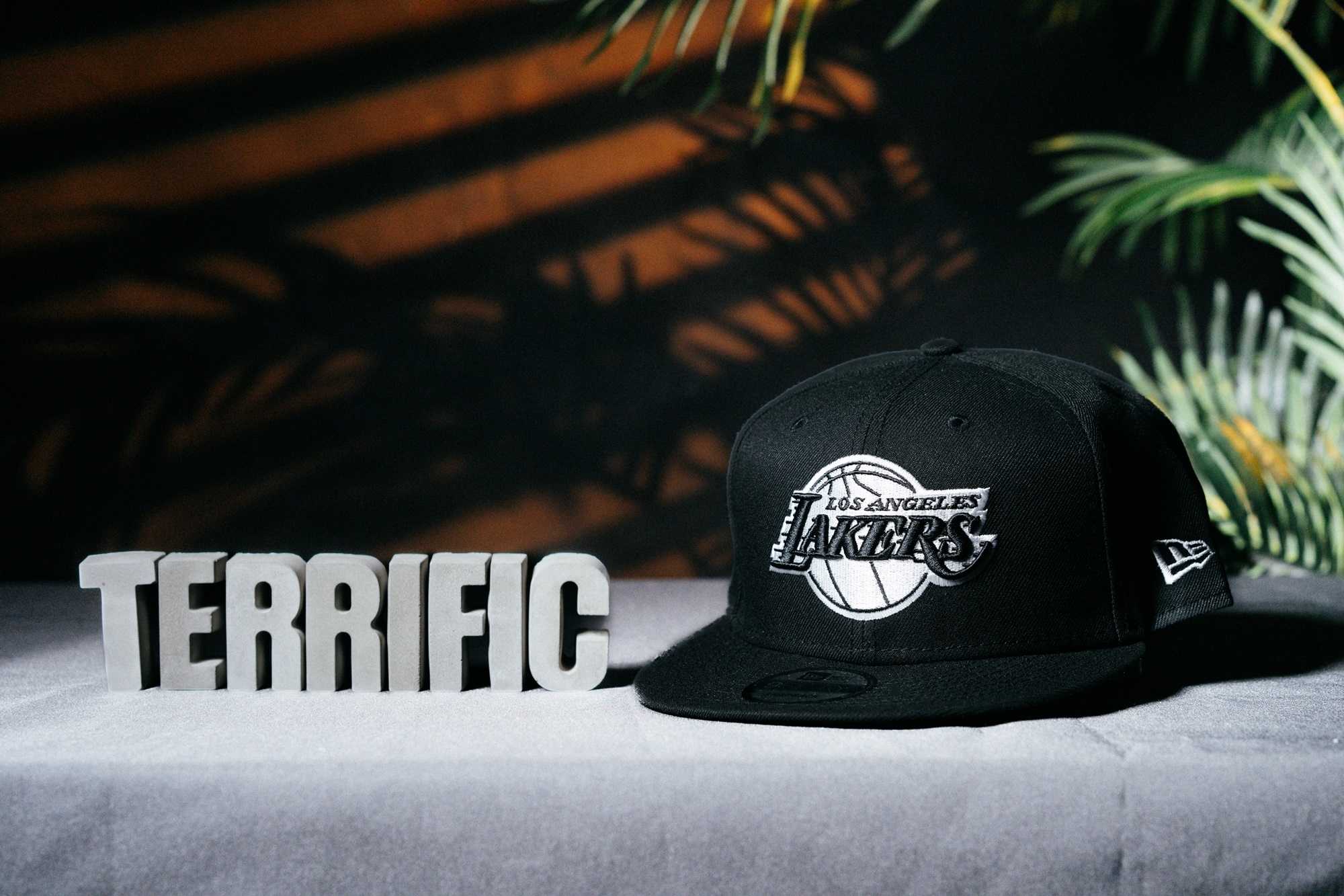 NBA帽子 Los Angeles Lakers 洛杉磯湖人 黑底白隊徽 棒球帽 New Era 9FIFTY 可調式 全新