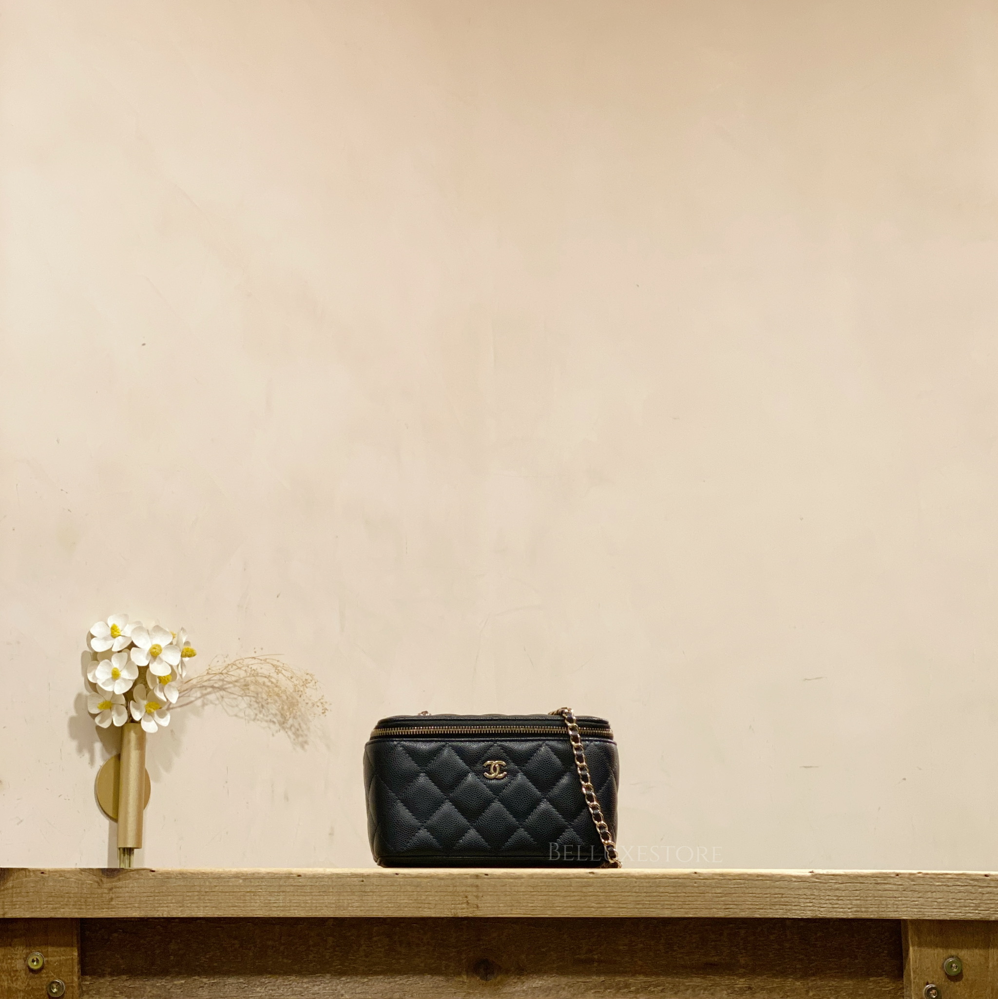 [Preowned] Chanel vanity caviar black/gold