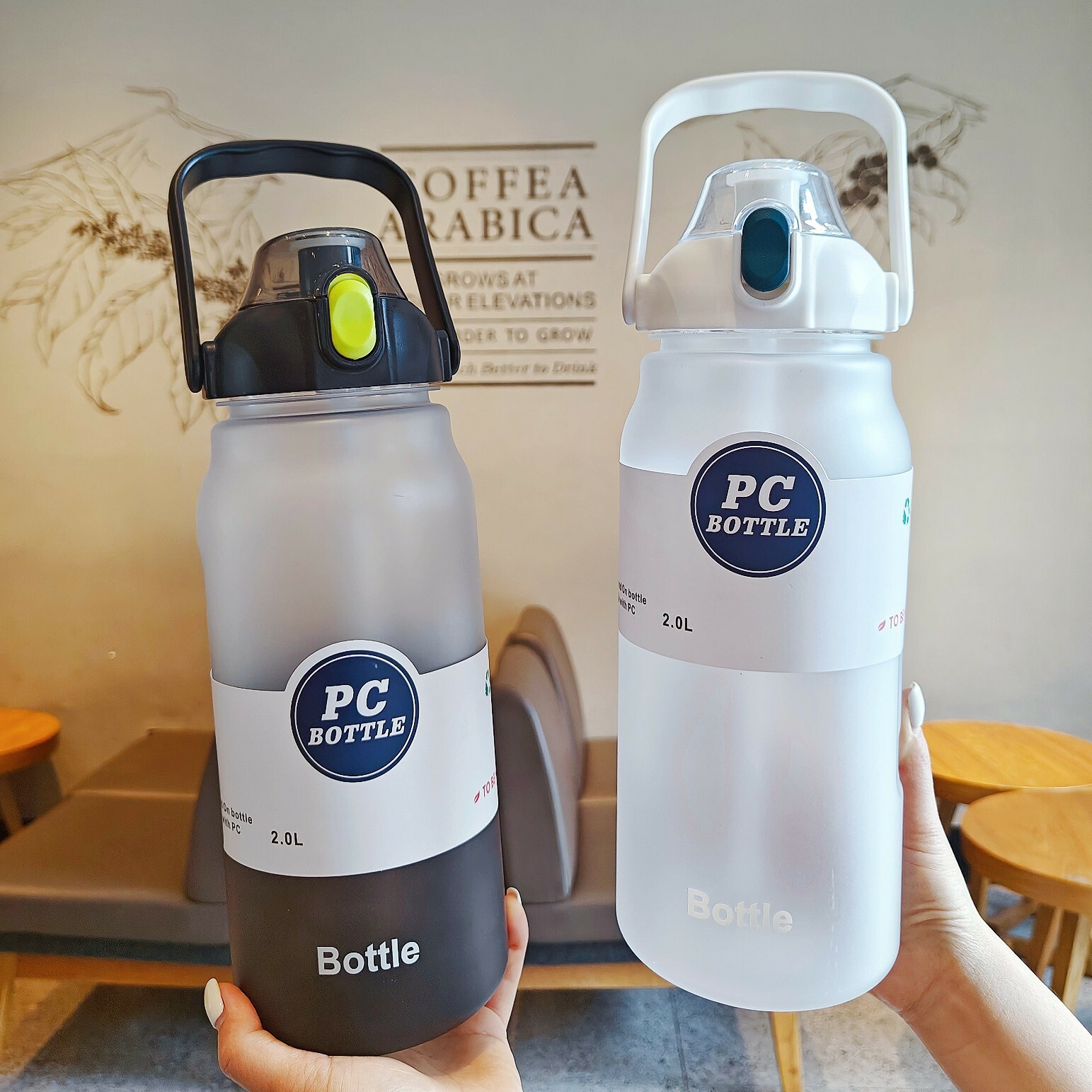 《5081》簡約漸層大容量運動磨砂水壺2000ml