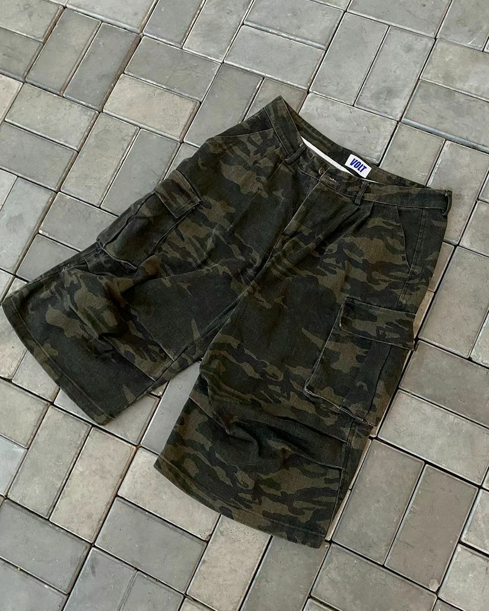 迷彩工裝鬆身短褲 VOLT-069P