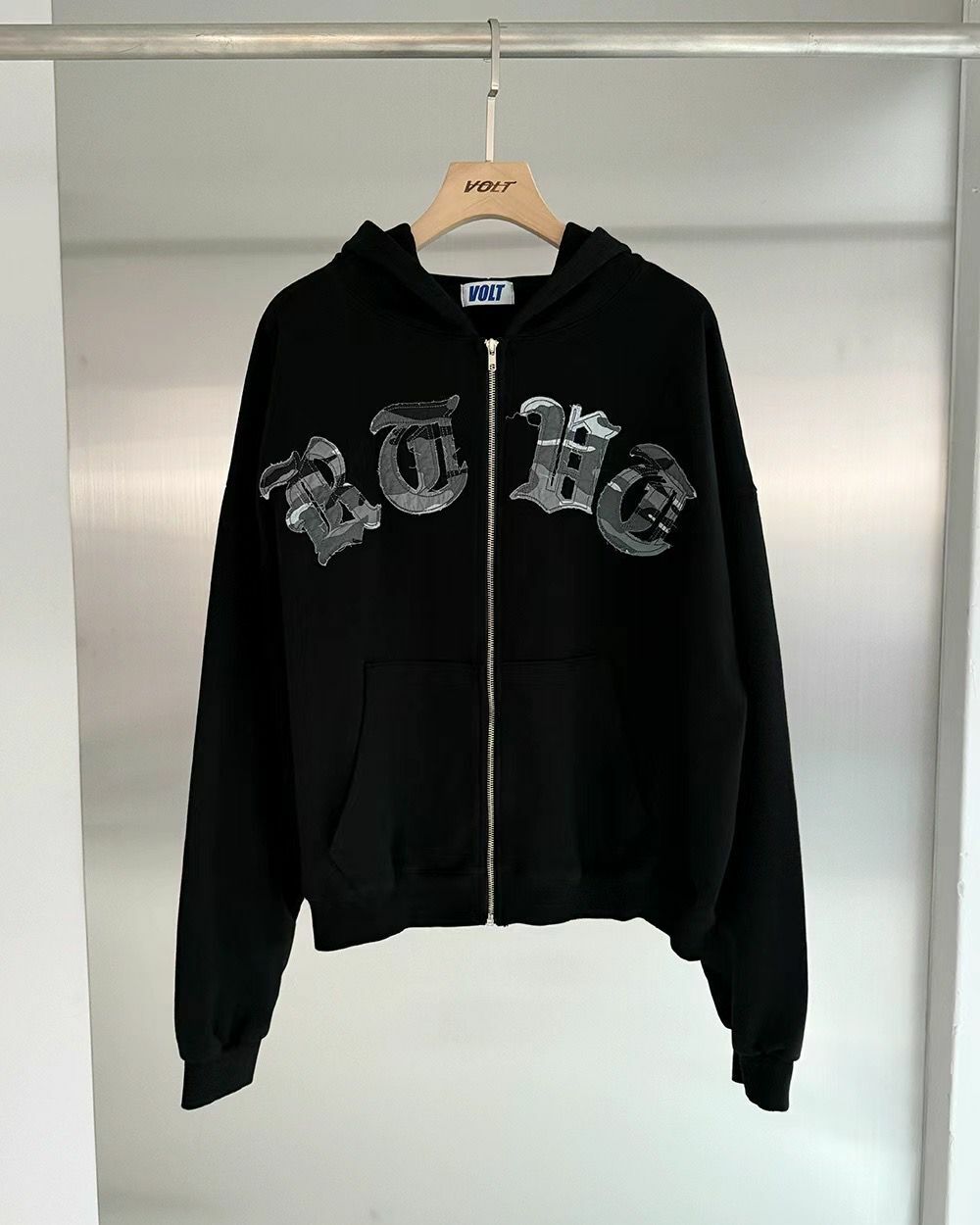 英文連帽拉鍊外套 VOLT-078JK