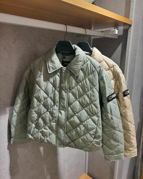 【代購】NATIONAL GEOGRAPHIC 國家地理 女 ELK 有領 短版 鋪棉 外套 N244WPD010