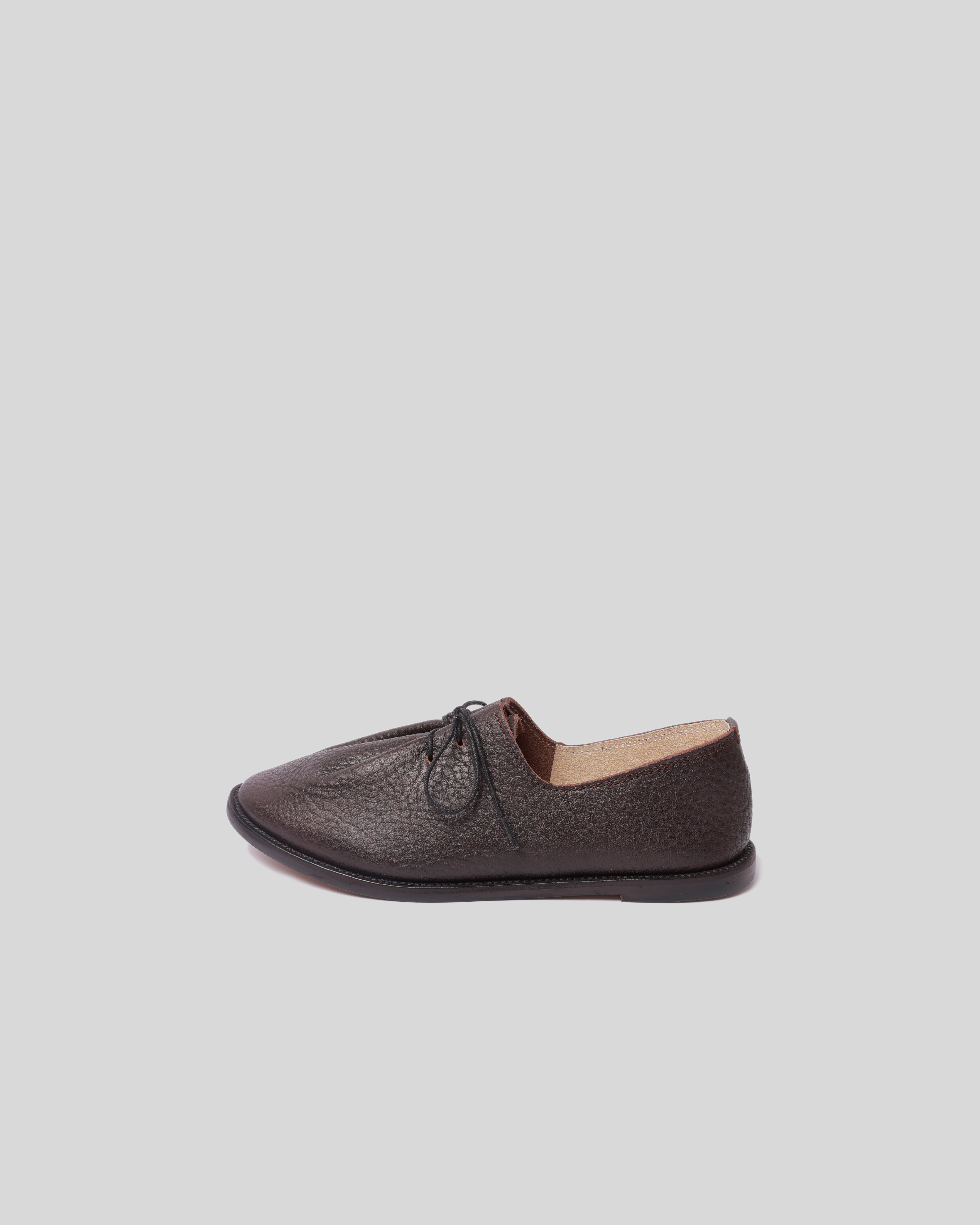 Curtain brown