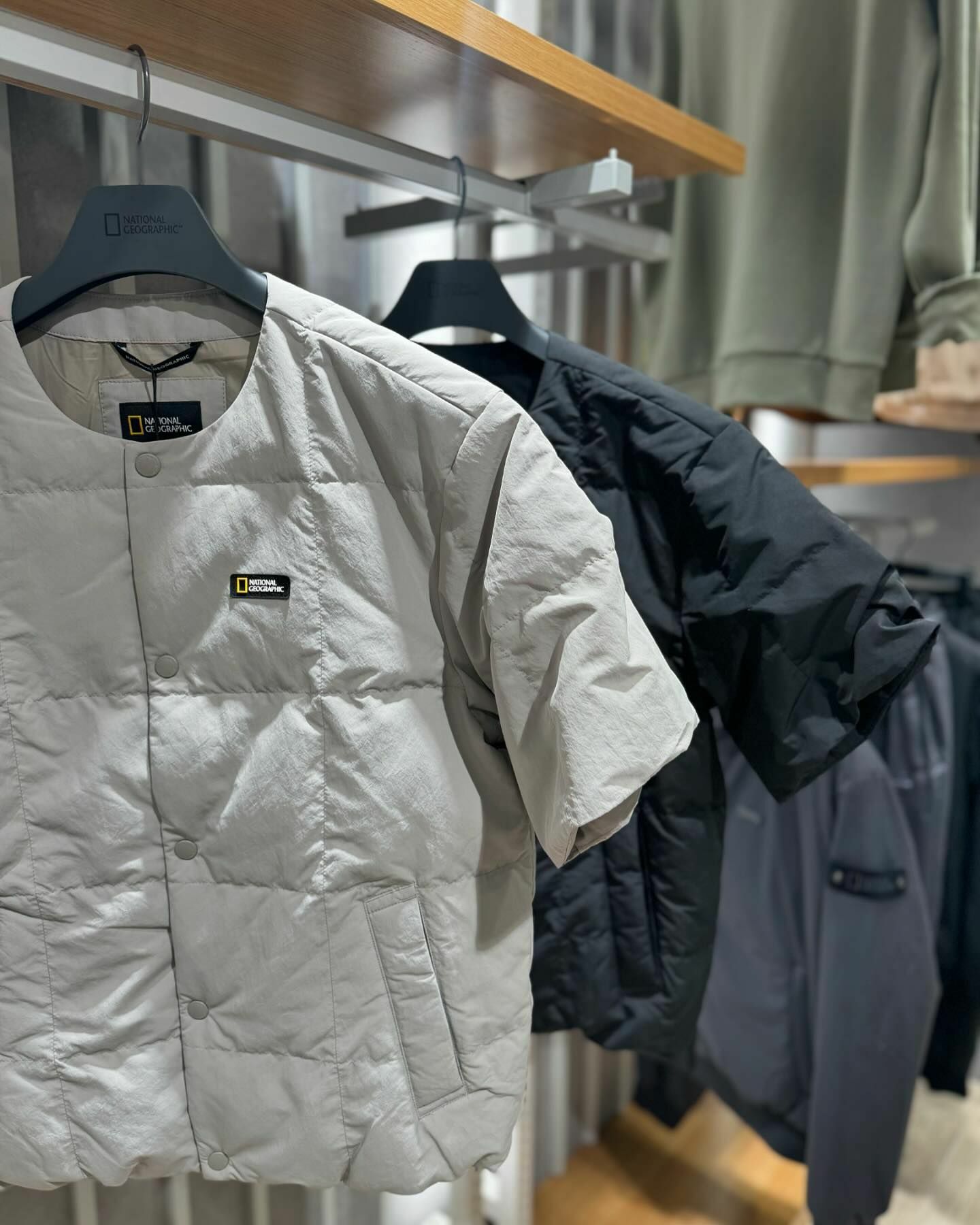 【代購】 NATIONAL GEOGRAPHIC 國家地理 Heron U領 羽絨 短袖 外套 N244UDW921/N244UDW021