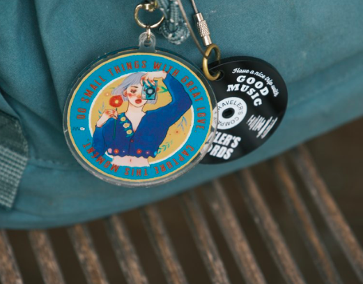 花田攝影女孩 壓克力吊飾｜甜蜜生活