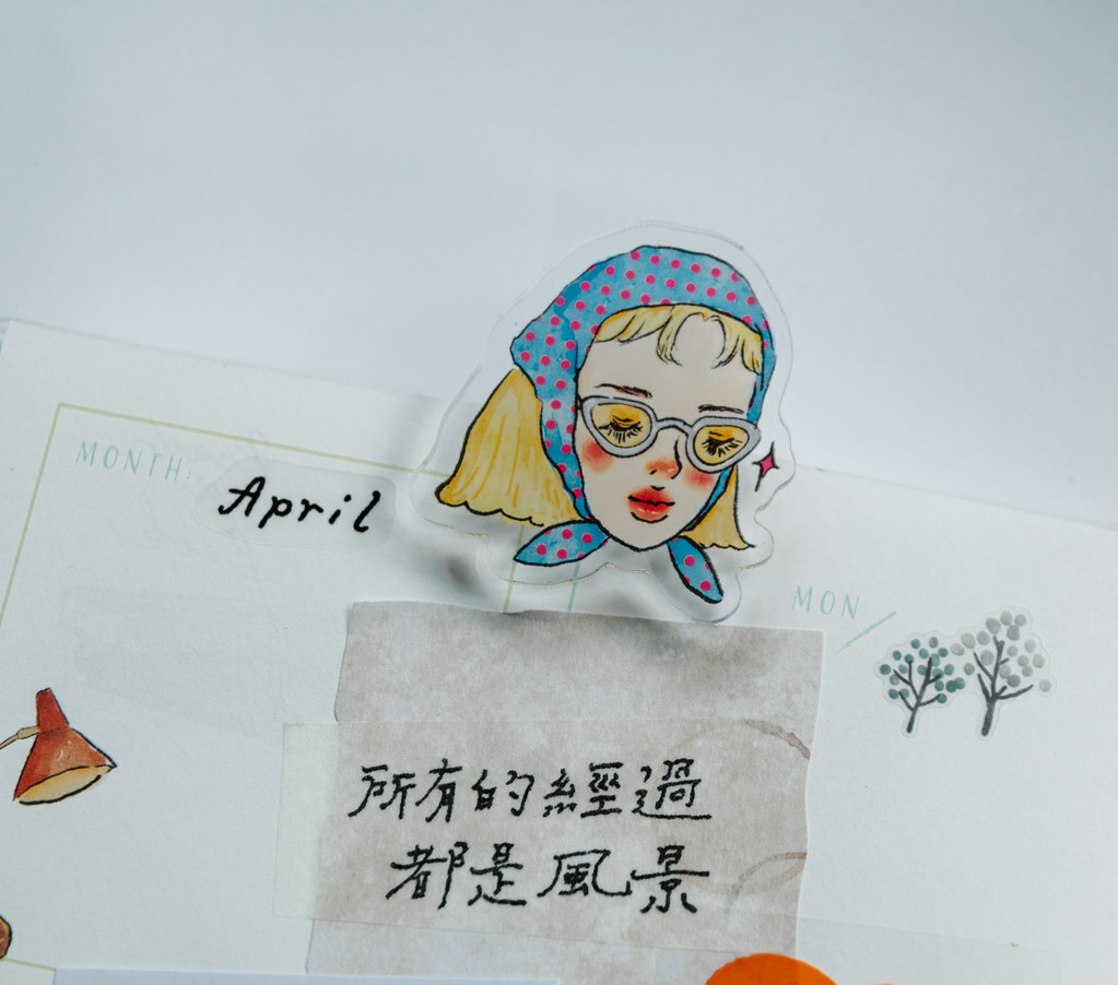 頭巾女孩 甜蜜2025 壓克力夾子｜甜蜜生活