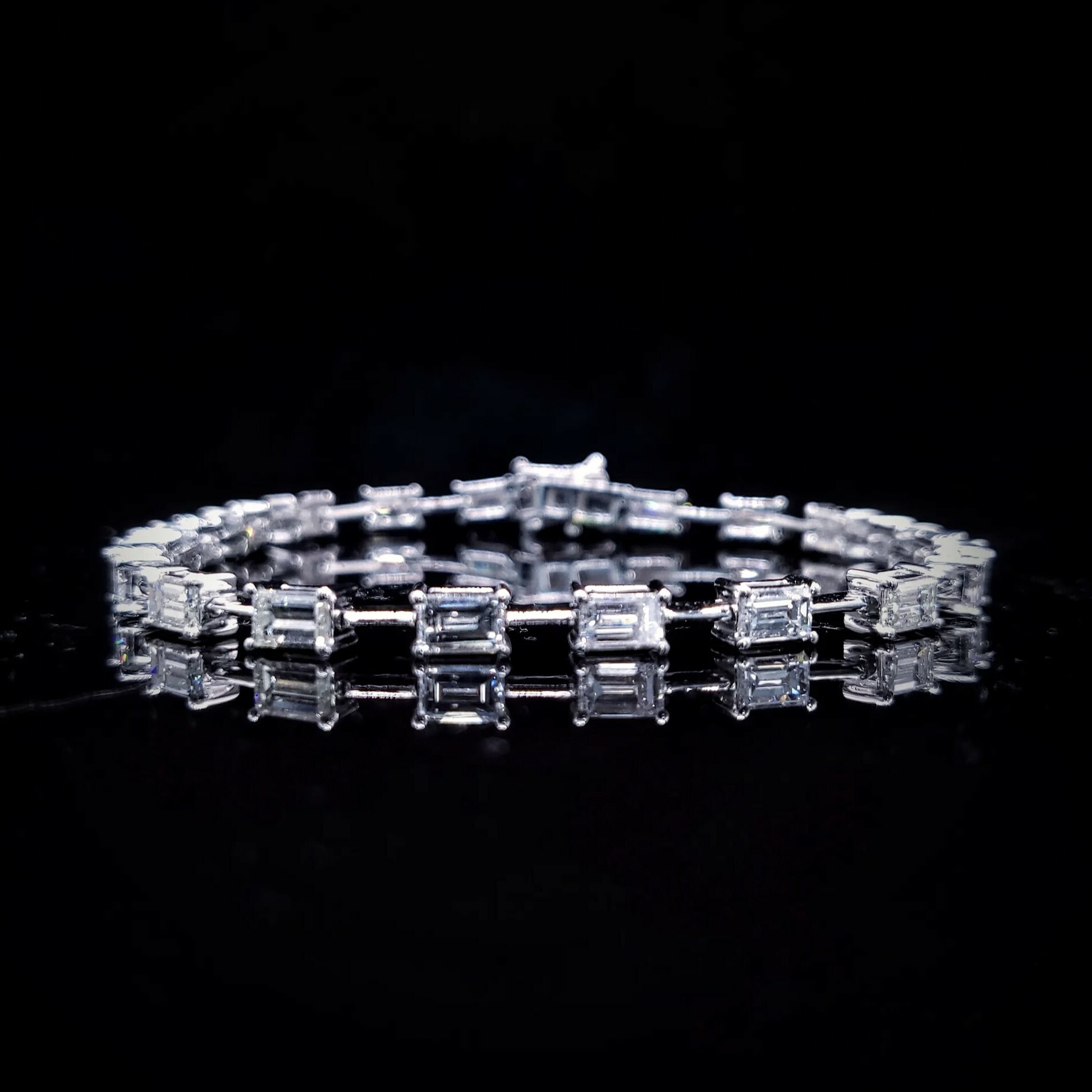 全新18K白金4卡7份方形鑽石手鍊