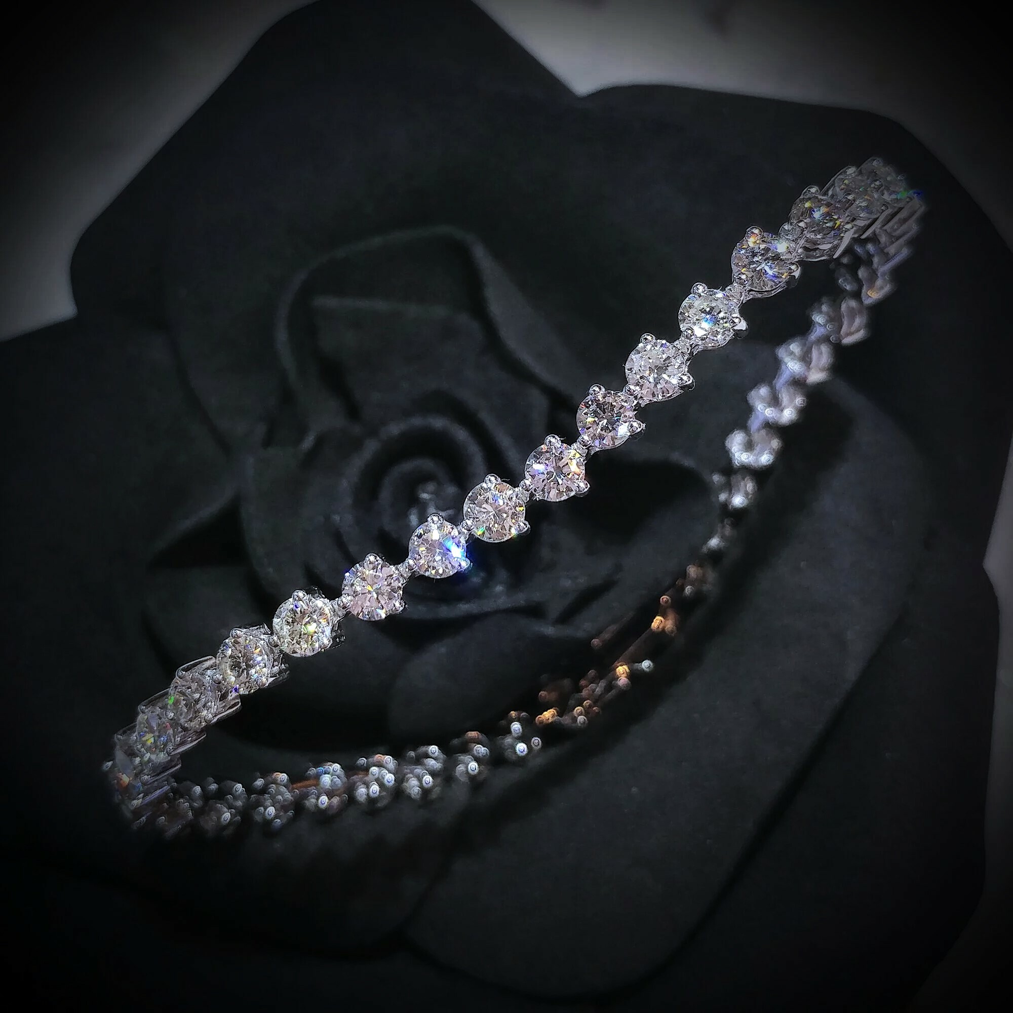 全新18K白金6卡5份3爪鑽石手鍊