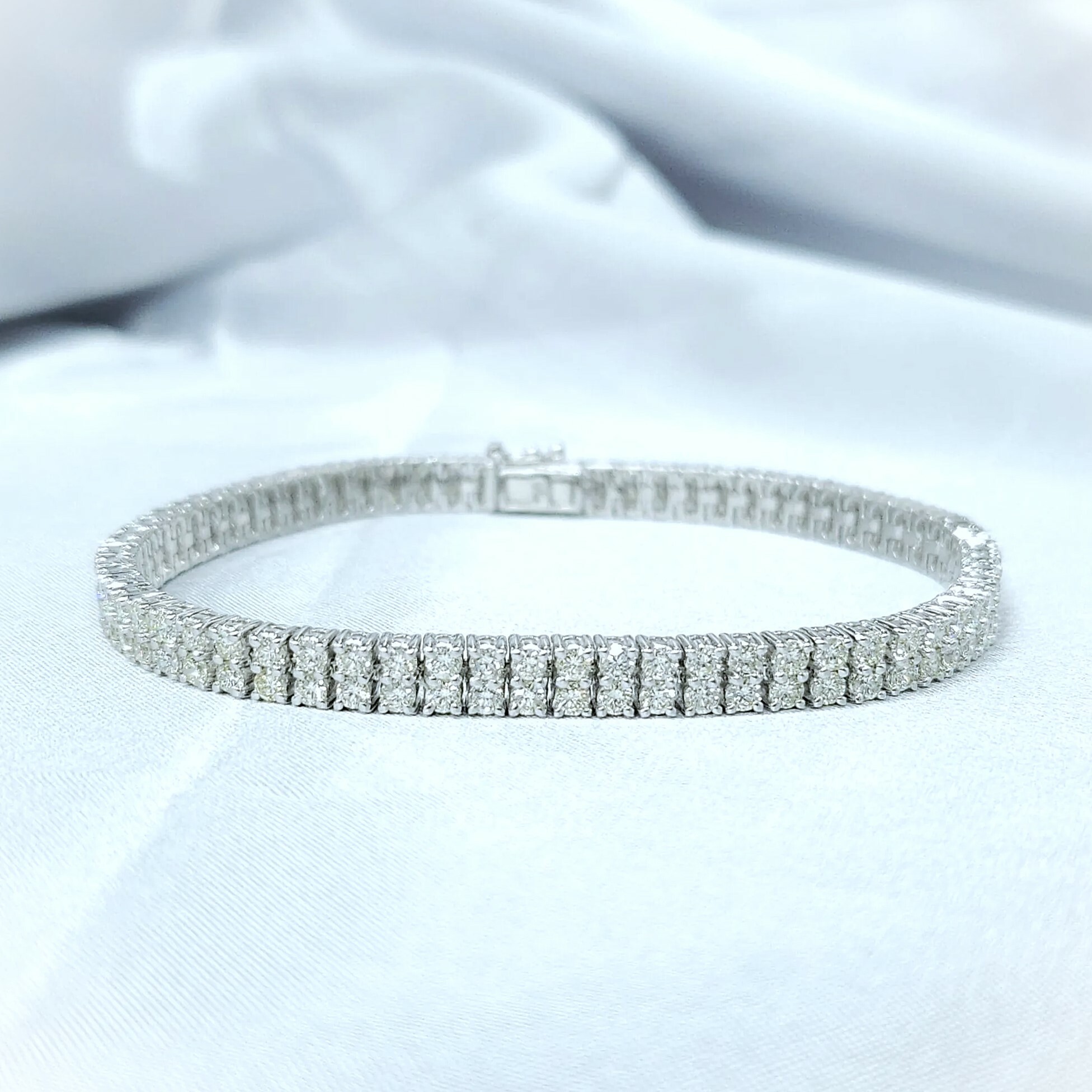 全新18K白金4卡65份鑽石手鍊