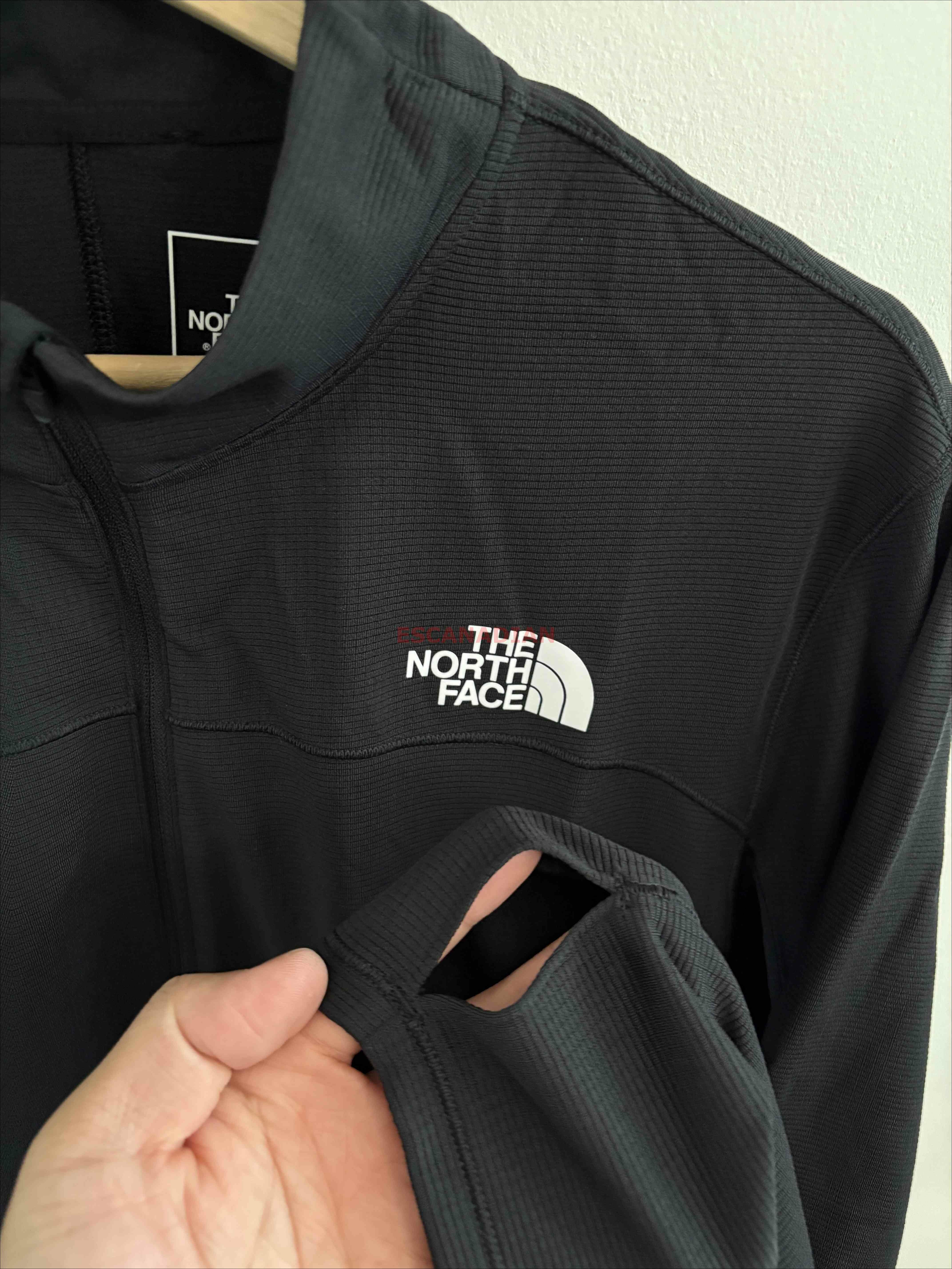 THE NORTH FACE 男大人 Sunriser系列 機能型 快乾 反光 半拉鍊上衣 (拇指扣)