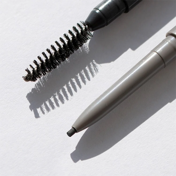 【現貨】【❤️‍🔥輕鬆勾畫完美持久眉妝～】Peripera  精細雙頭眉筆